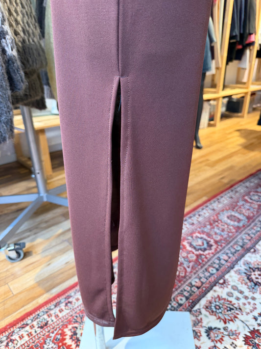 Vintage brunt langt skjørt med fast belte ca strl M- stretch