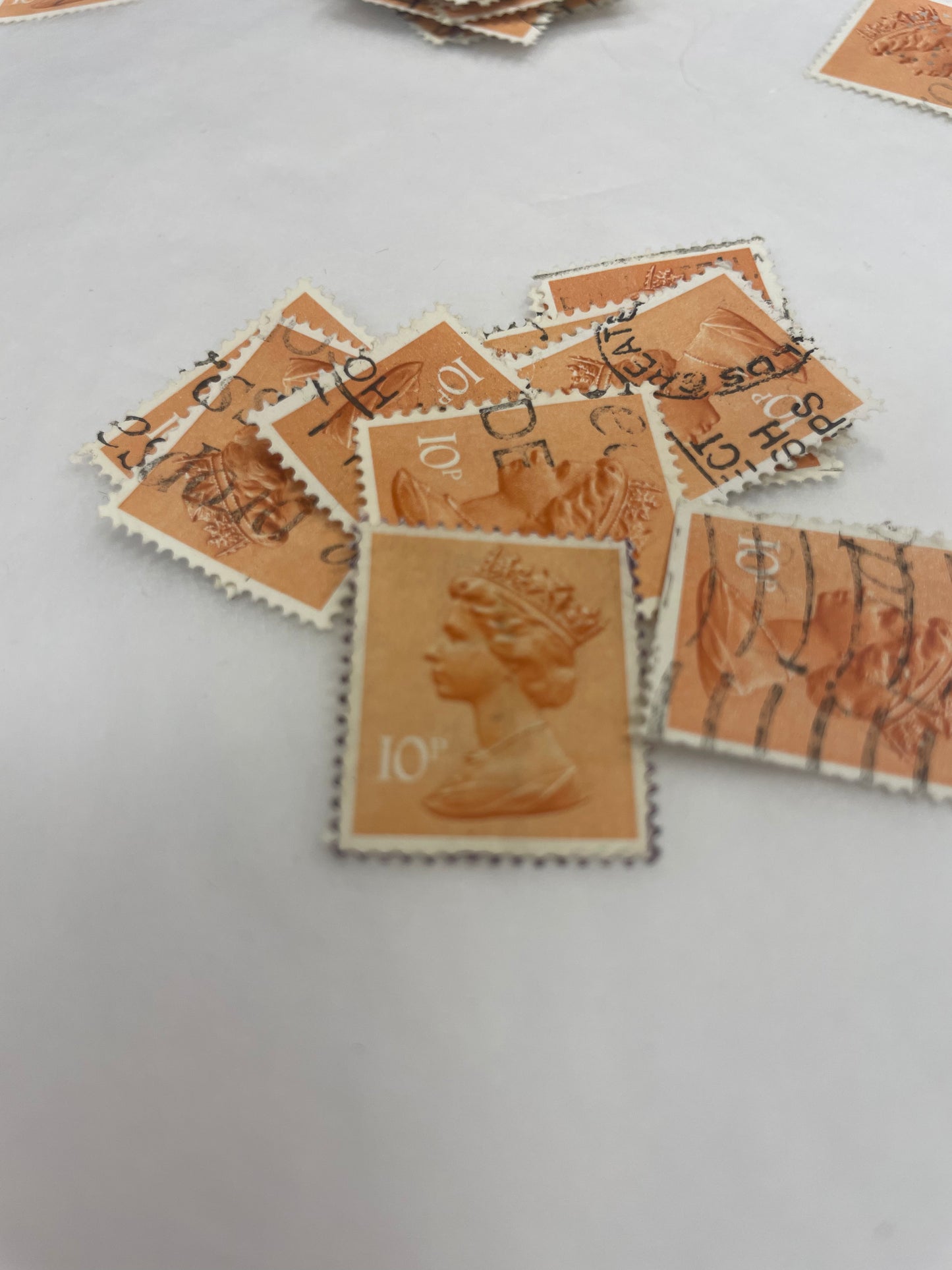 Queen Elizabeth 2 10p selges pr stk