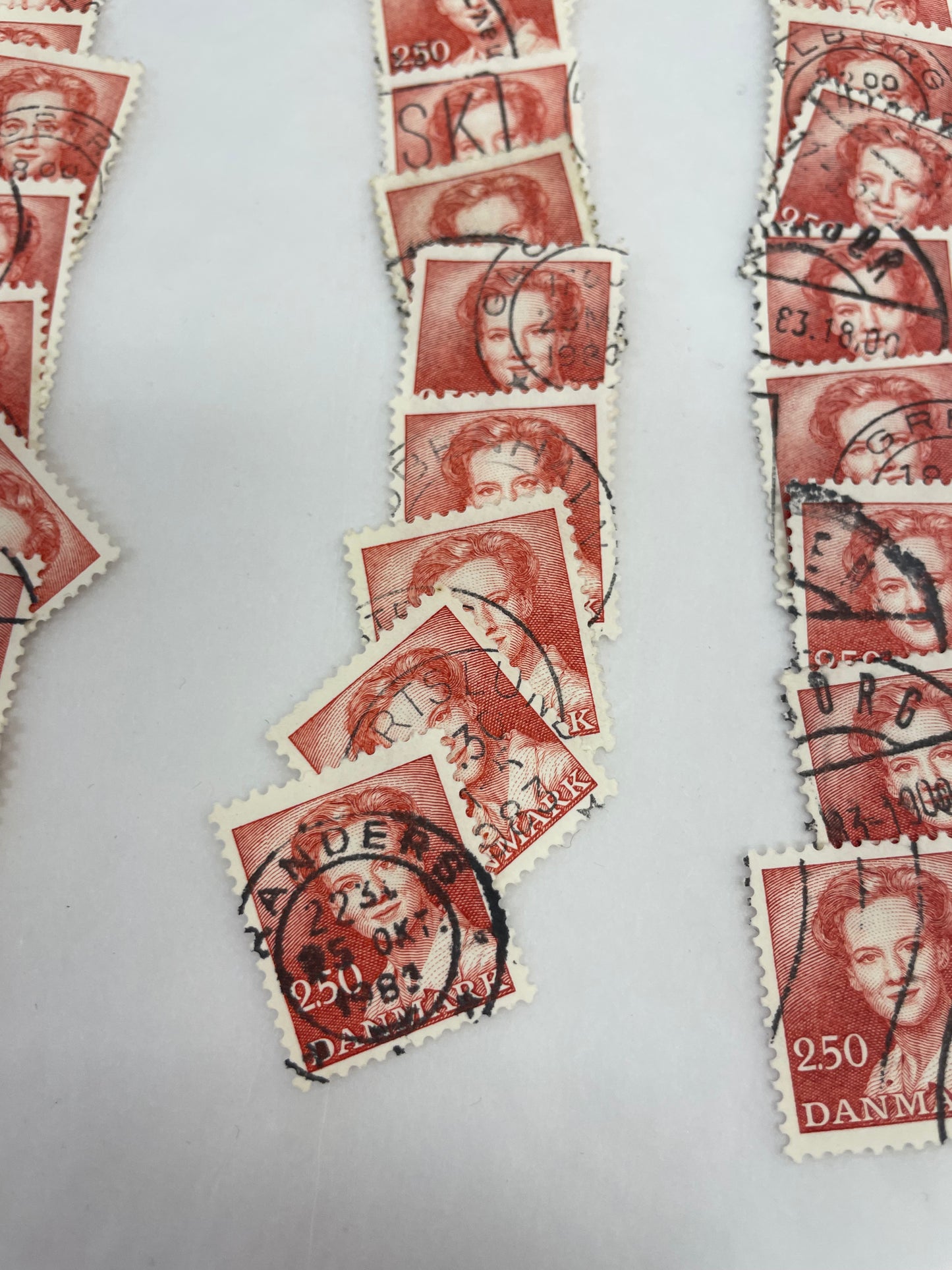 Danmark frimerke selges pr stk