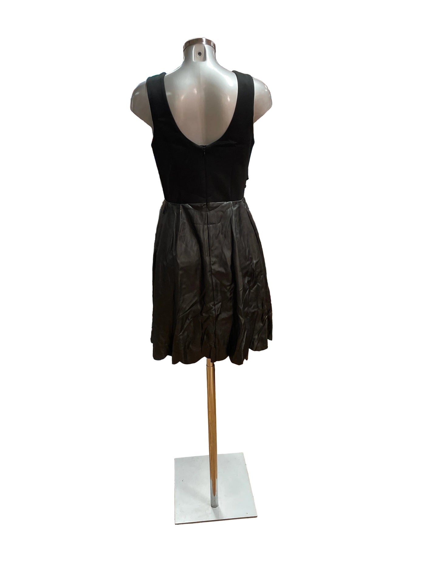 🆕Ubrukt Vintage kjole str 6 og 8 Tilstand: Ny, med merkelappen på!