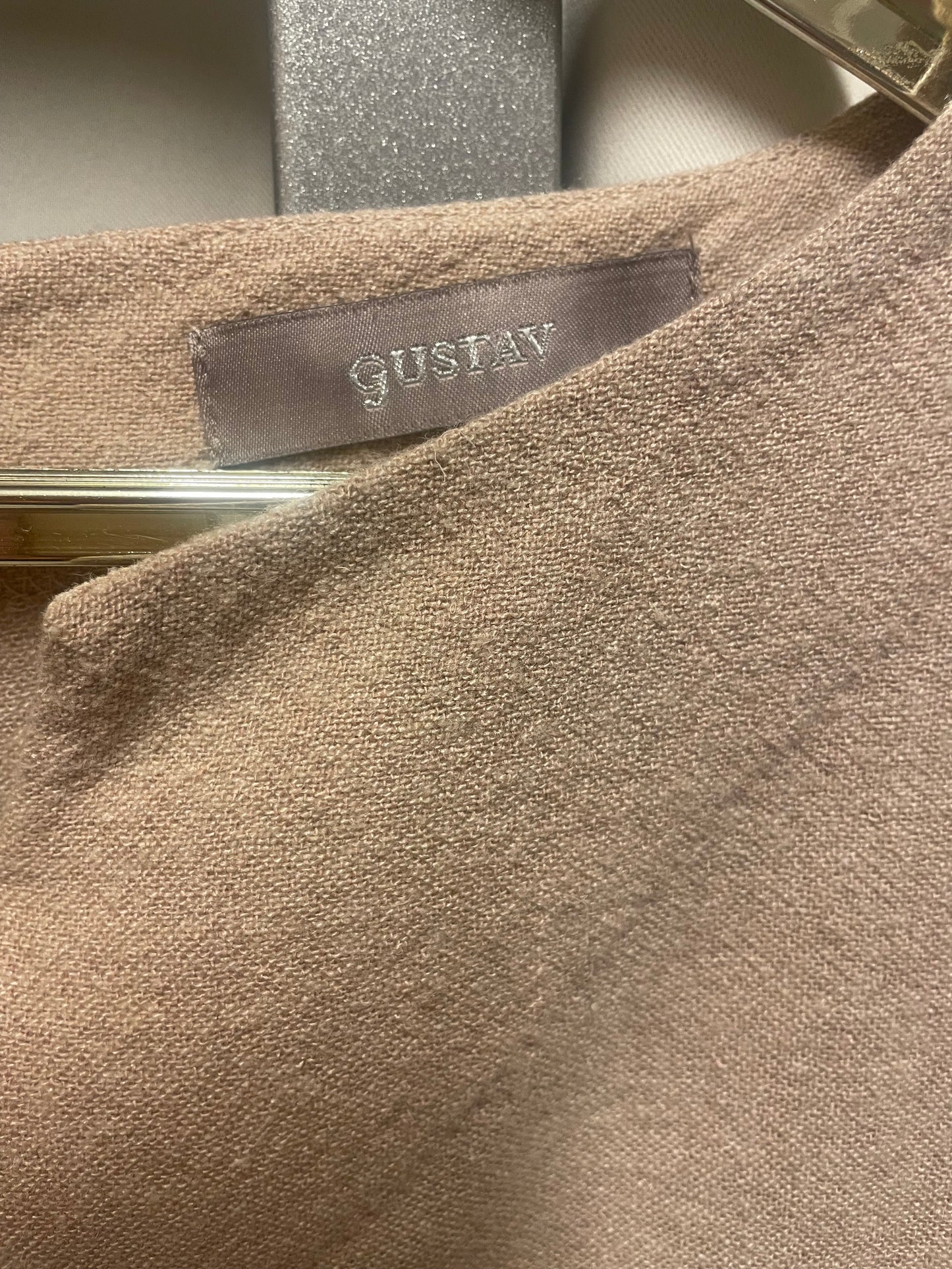 ♻️Genser fra Gustav strl 36 i Viskose og ull