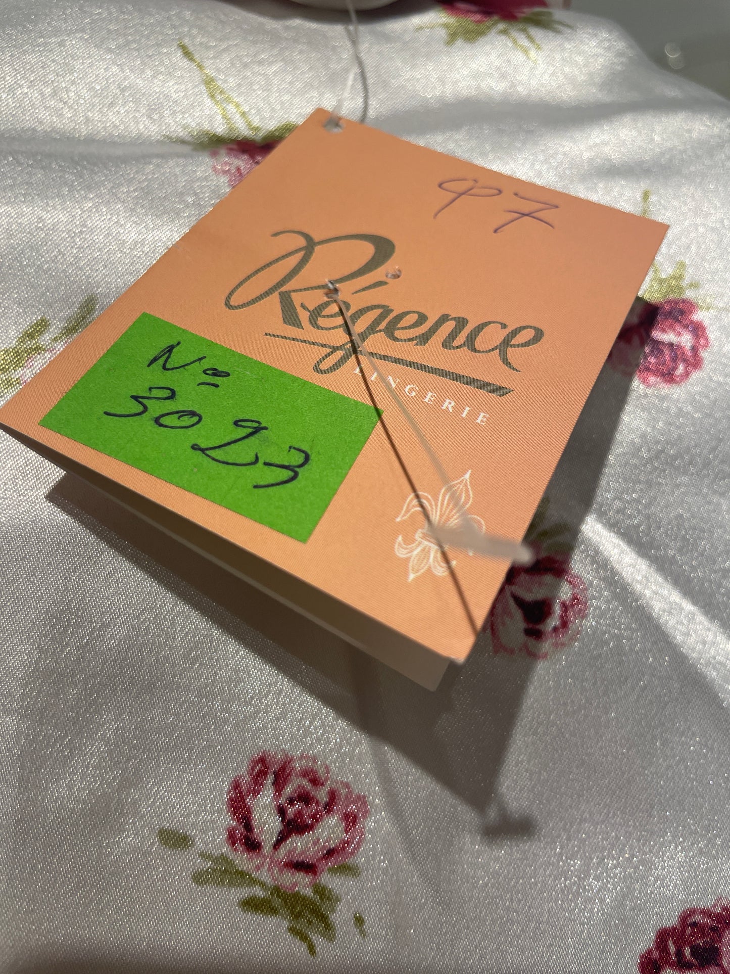 🆕 Nydelig nattdress pysjamas fra Regence. Finnes i str 40 og 44. Ny fra nedlagt butikk!