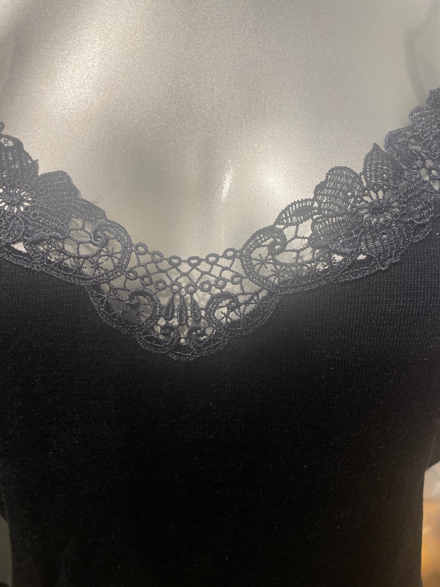 🆕 singlet ull/bomull svart/hvit- str L/XL- helt ny, fra nedlagt butikk!