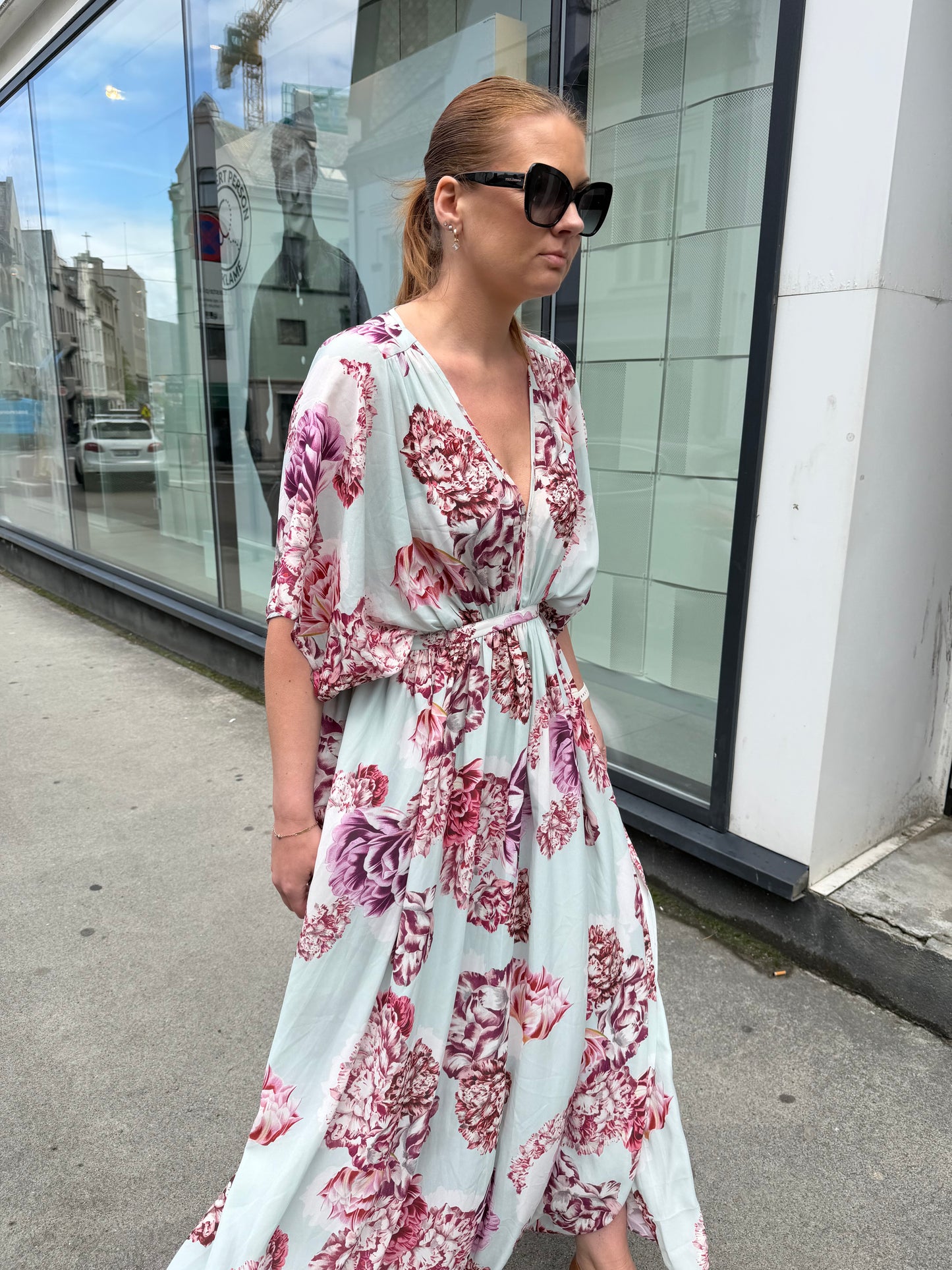 ♻️By Malina kjole. Nypris ca 4000- Nydelig sommerkjole! Strl L