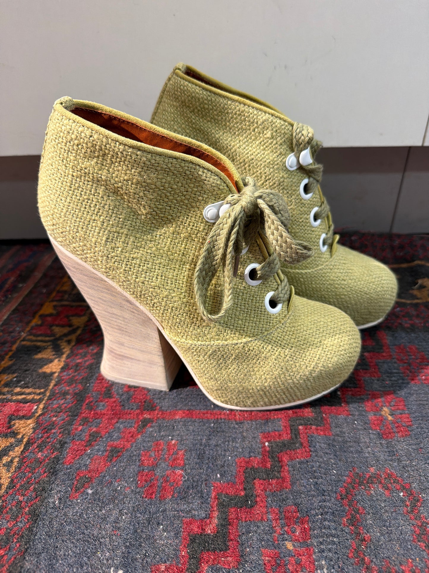 ♻️Acne studio Green Strl 38. Veldig fine, men litt slitasje under