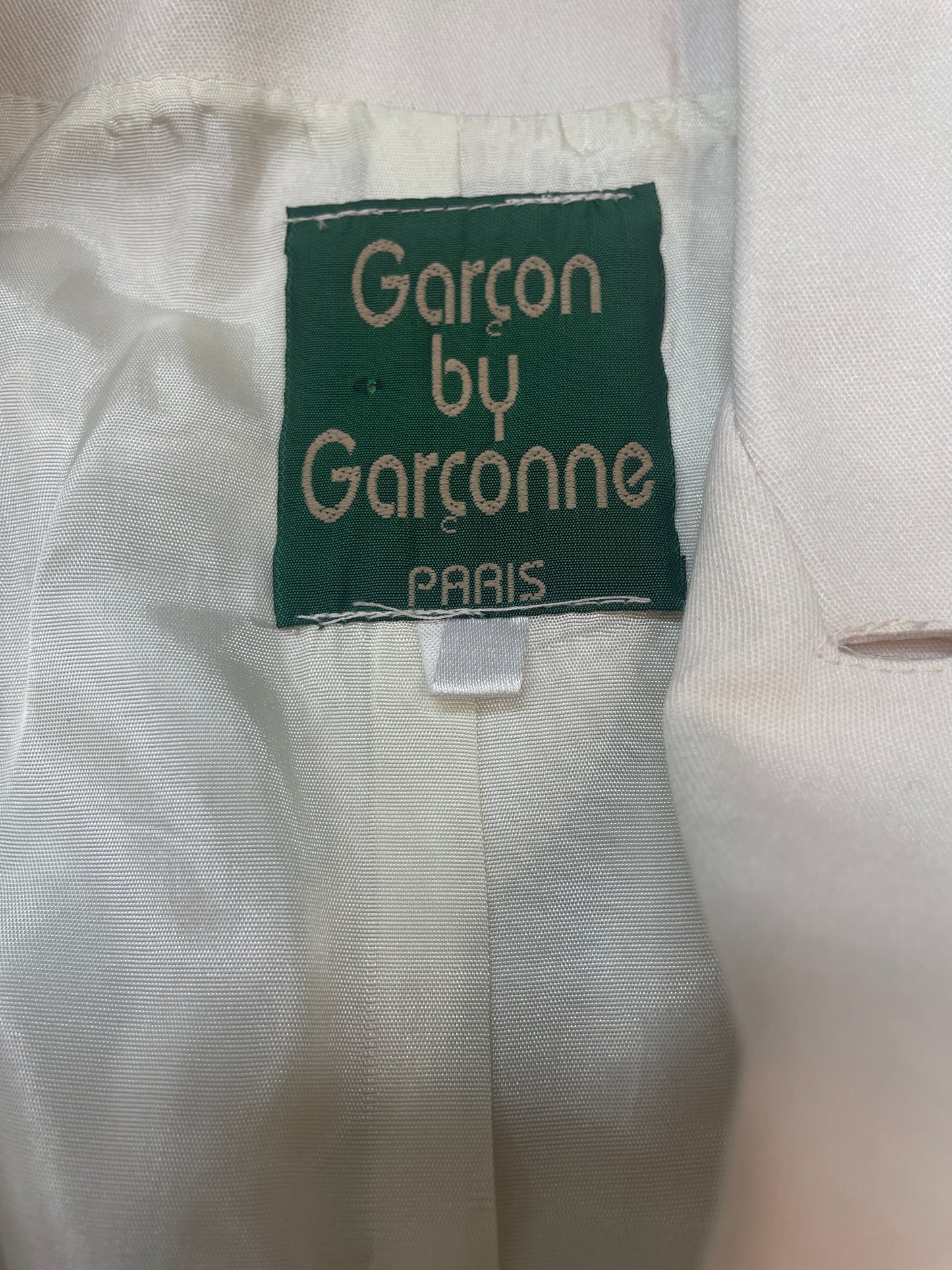 ♻️ Vintage blazer fra Garcon by Garconne. Ca str M. Tilstand: Veldig god – ingen hull, flekker eller synlig slitasje