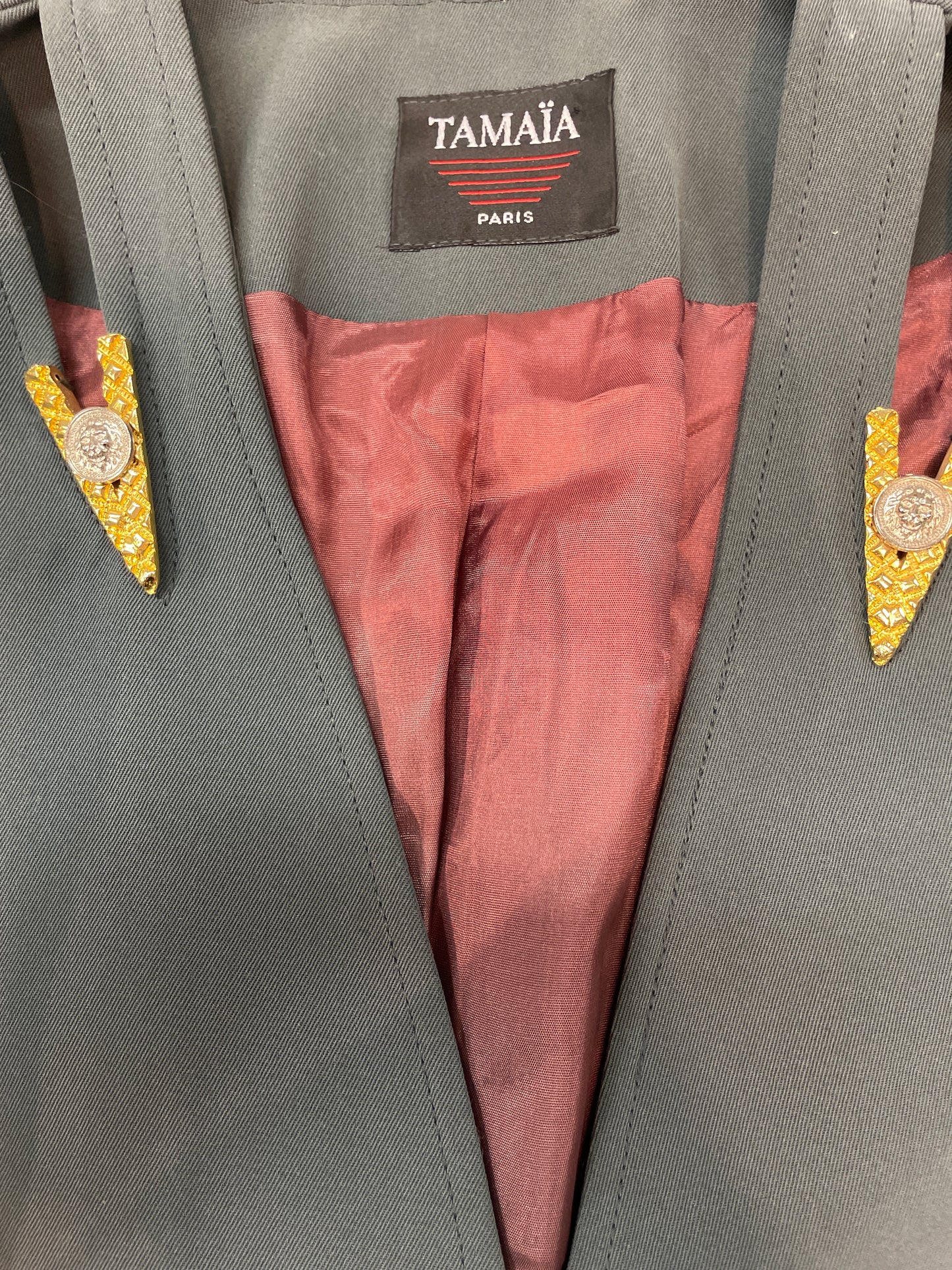 🆕Ubrukt klassisk Vintage drakt str 42. kun 1 igjen! Tilstand: Ny, med merkelappen på!