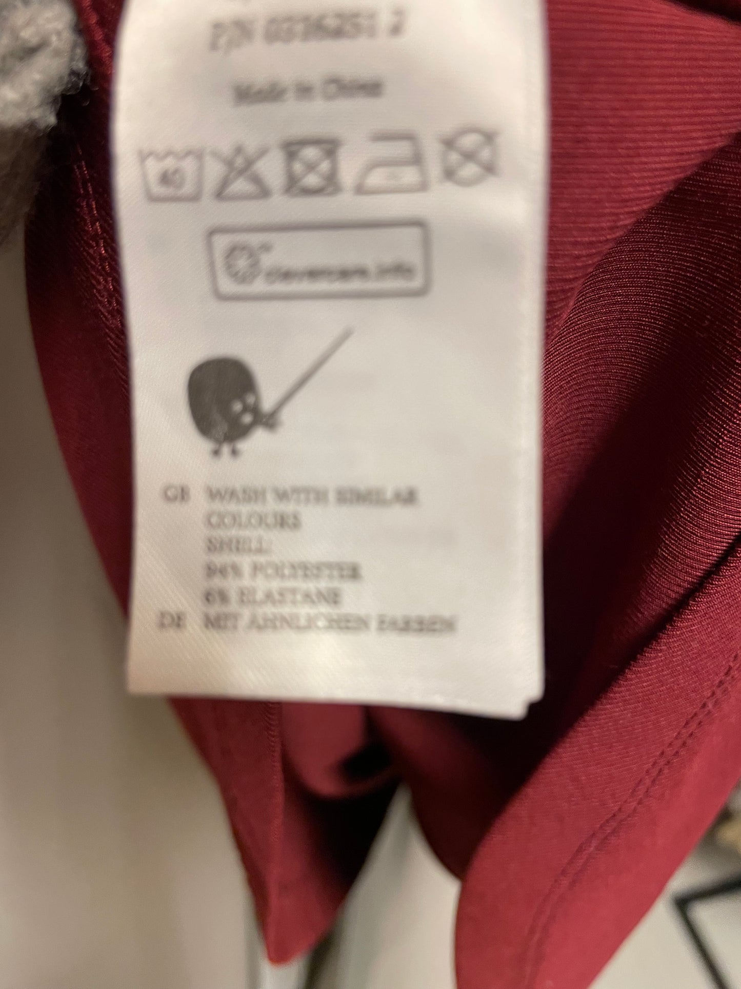 ♻️vinrød genser fra Monkl strl XS’.