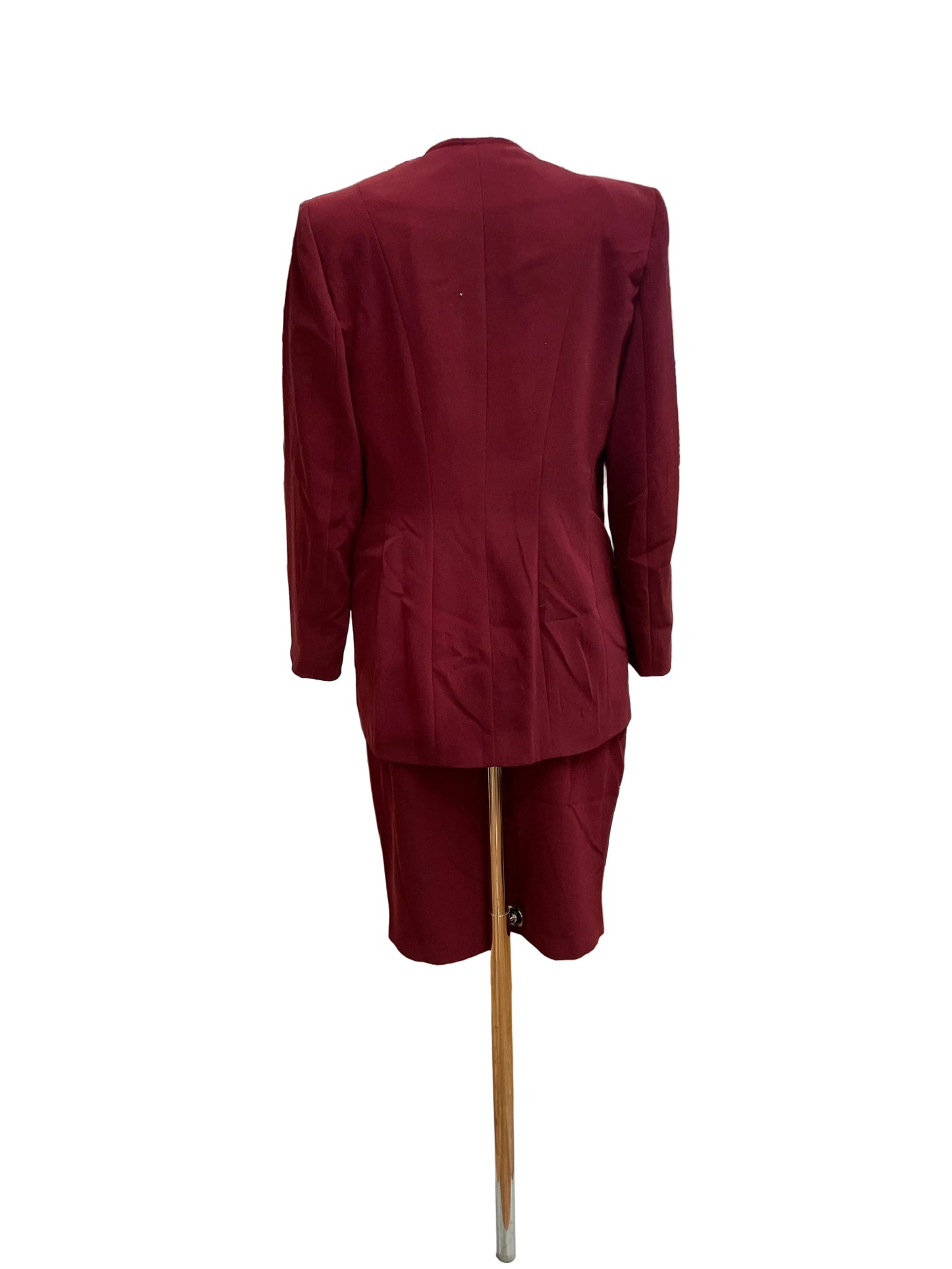 🆕Ubrukt klassisk Vintage drakt str 40- kun 1 igjen! Tilstand: Ny, med merkelappen på!