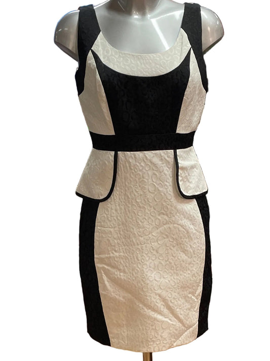 🆕JAX kjole-ubrukt -str 2 og 4 Tilstand: Ny med merkelappen på!