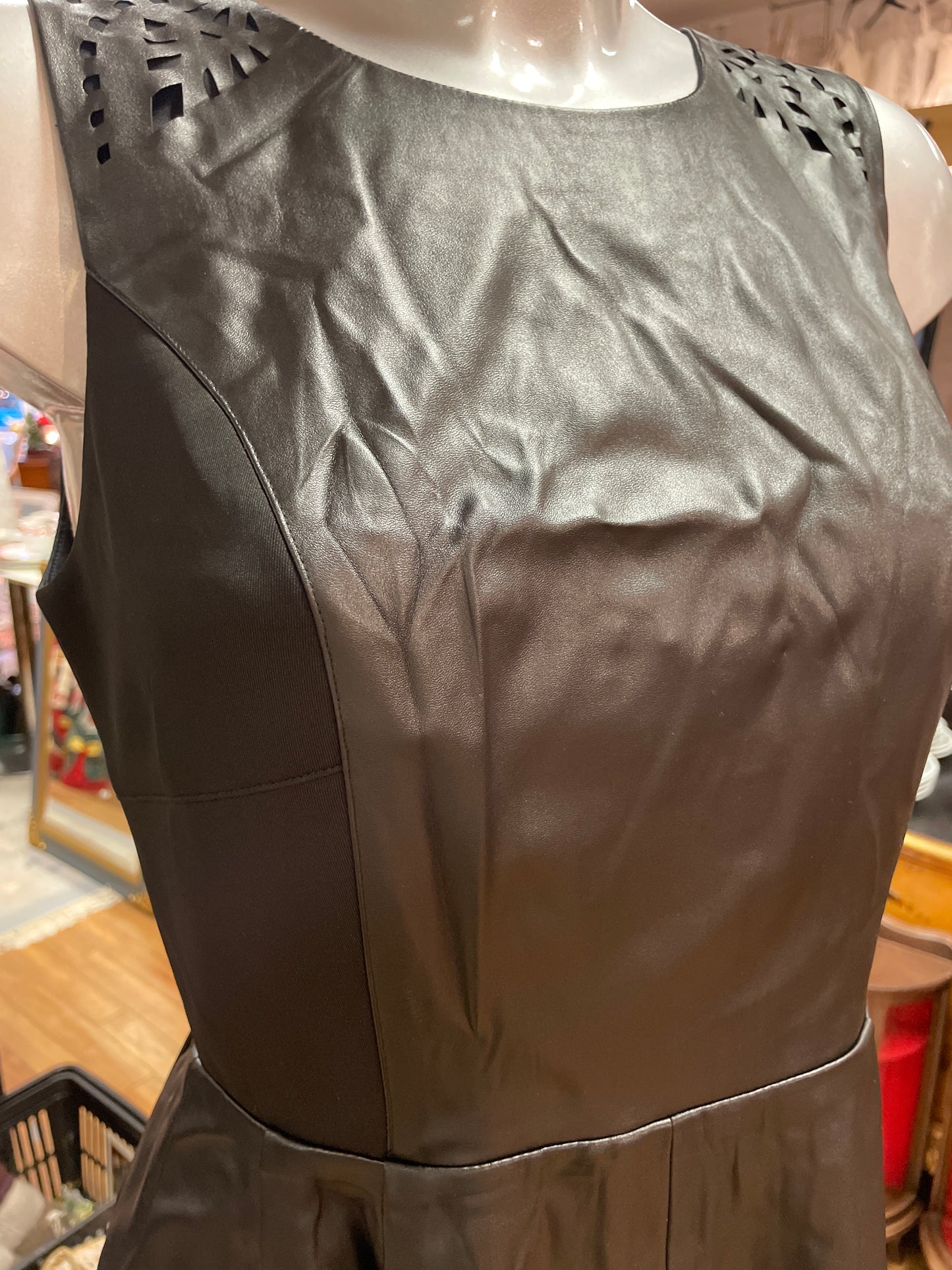 🆕Ubrukt Vintage kjole str 6 og 8 Tilstand: Ny, med merkelappen på!