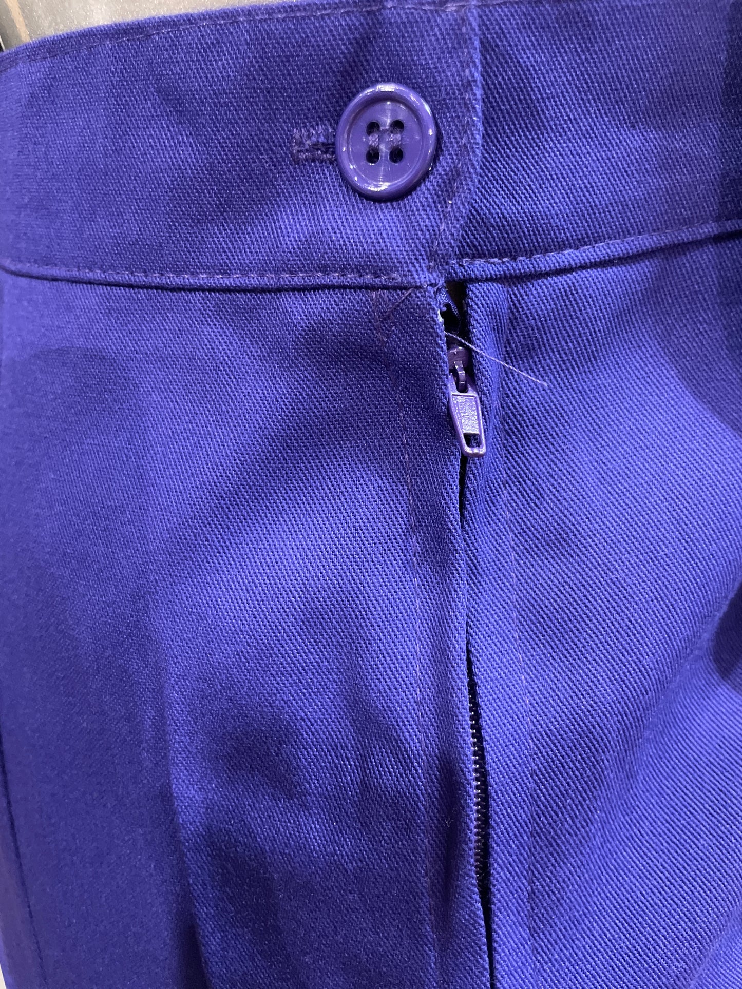 🆕Ubrukte unike Vintageskjørt i blå -str 38,40,42 og 44. Tilstand: Ny, med merkelappen på!