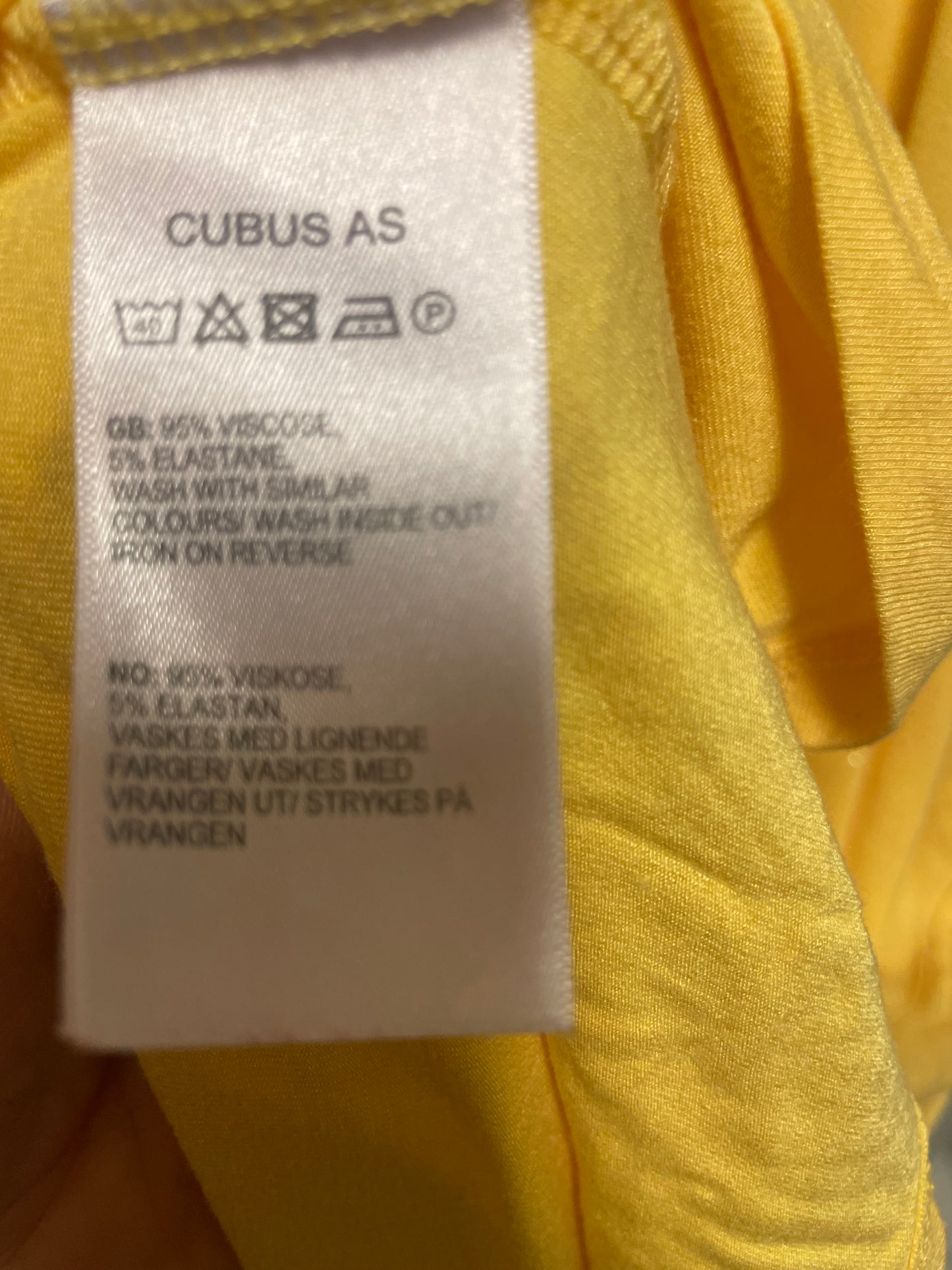 ♻️gul kjole strl XL fra Cubus