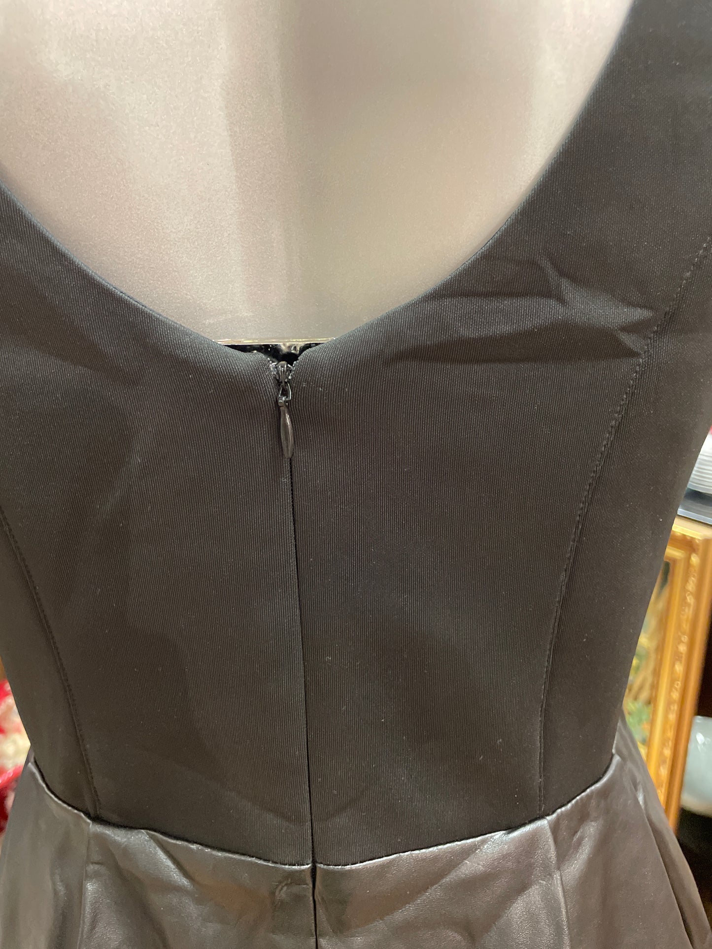 🆕Ubrukt Vintage kjole str 6 og 8 Tilstand: Ny, med merkelappen på!