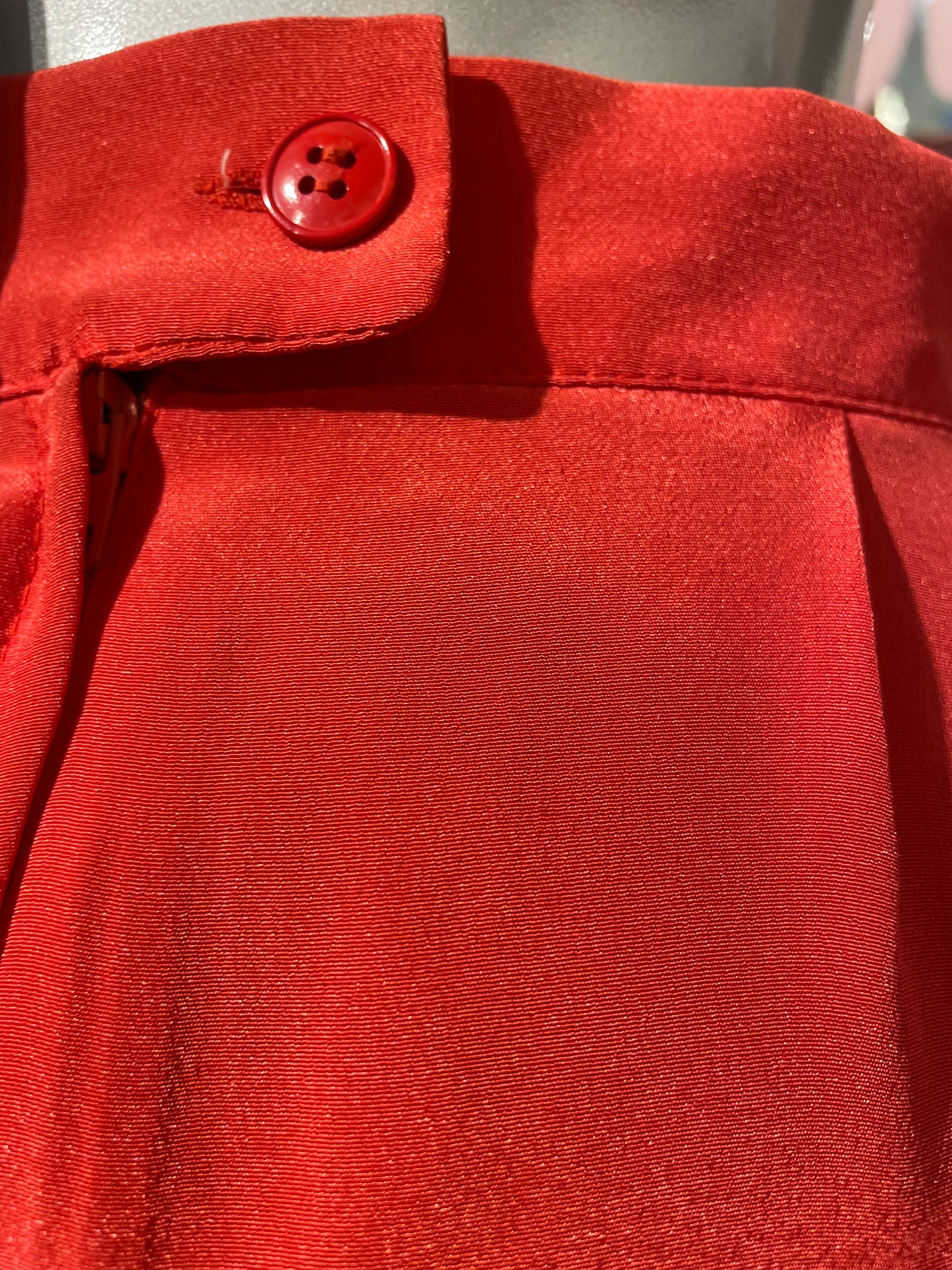 🆕Nytt rødt Vintage skjørt- str 36. Ubrukt fra nedlagt butikk!
