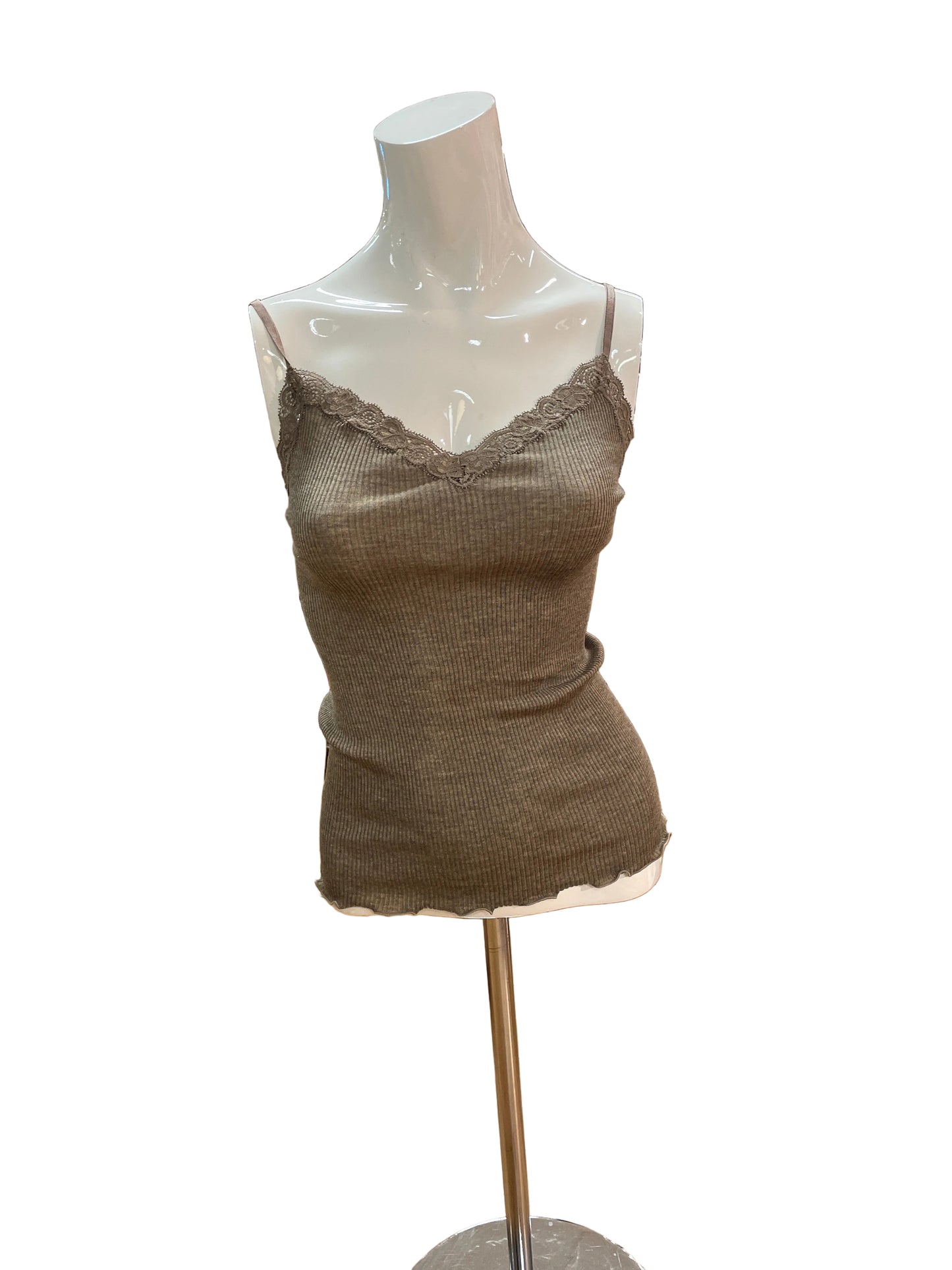 🆕Ubrukt Ull/silke topp i str S,M og L. Tilstand: Ny, med merkelappen på!