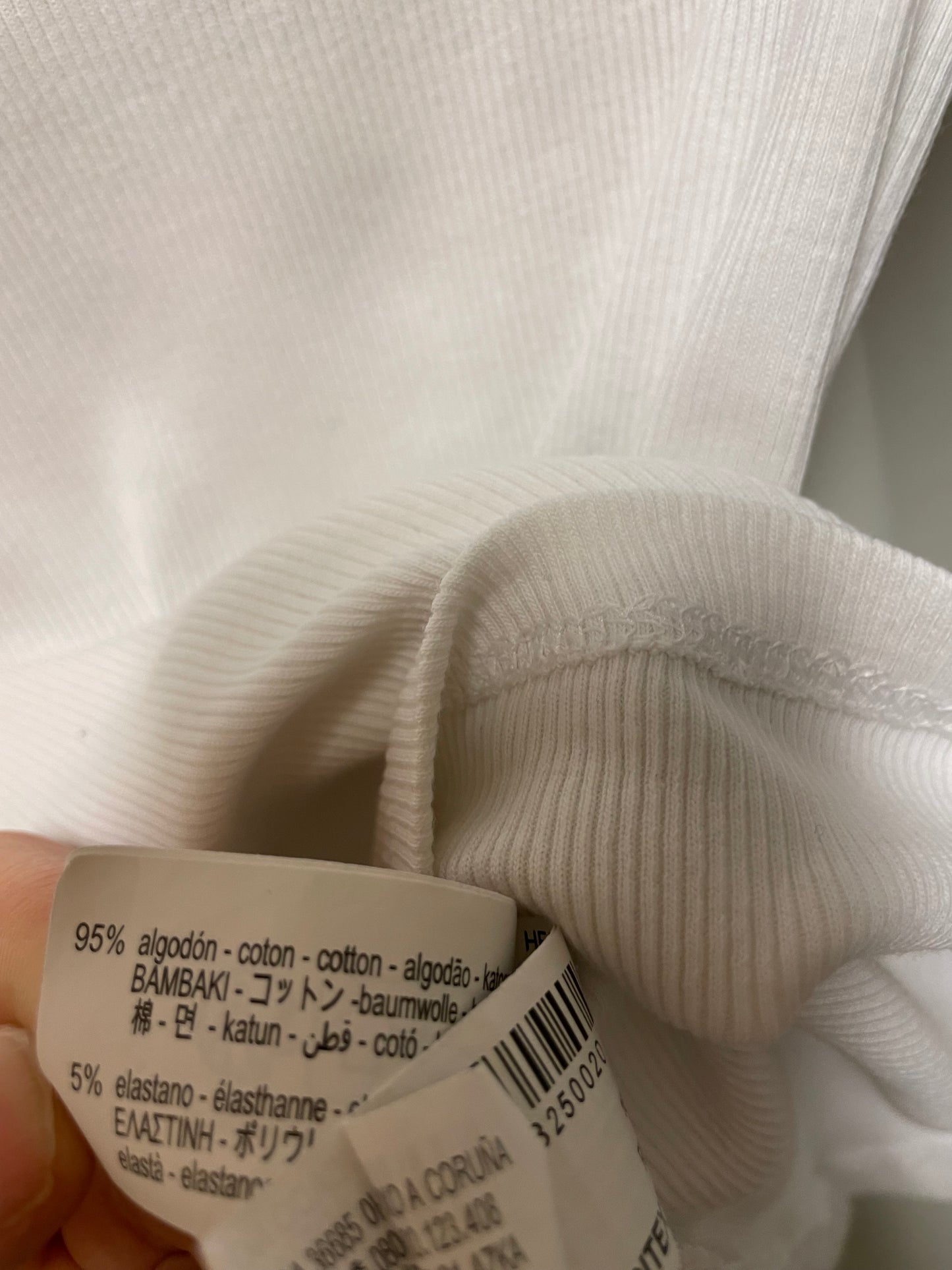 ♻️ Hvit T-skjorte fra Zara strl S