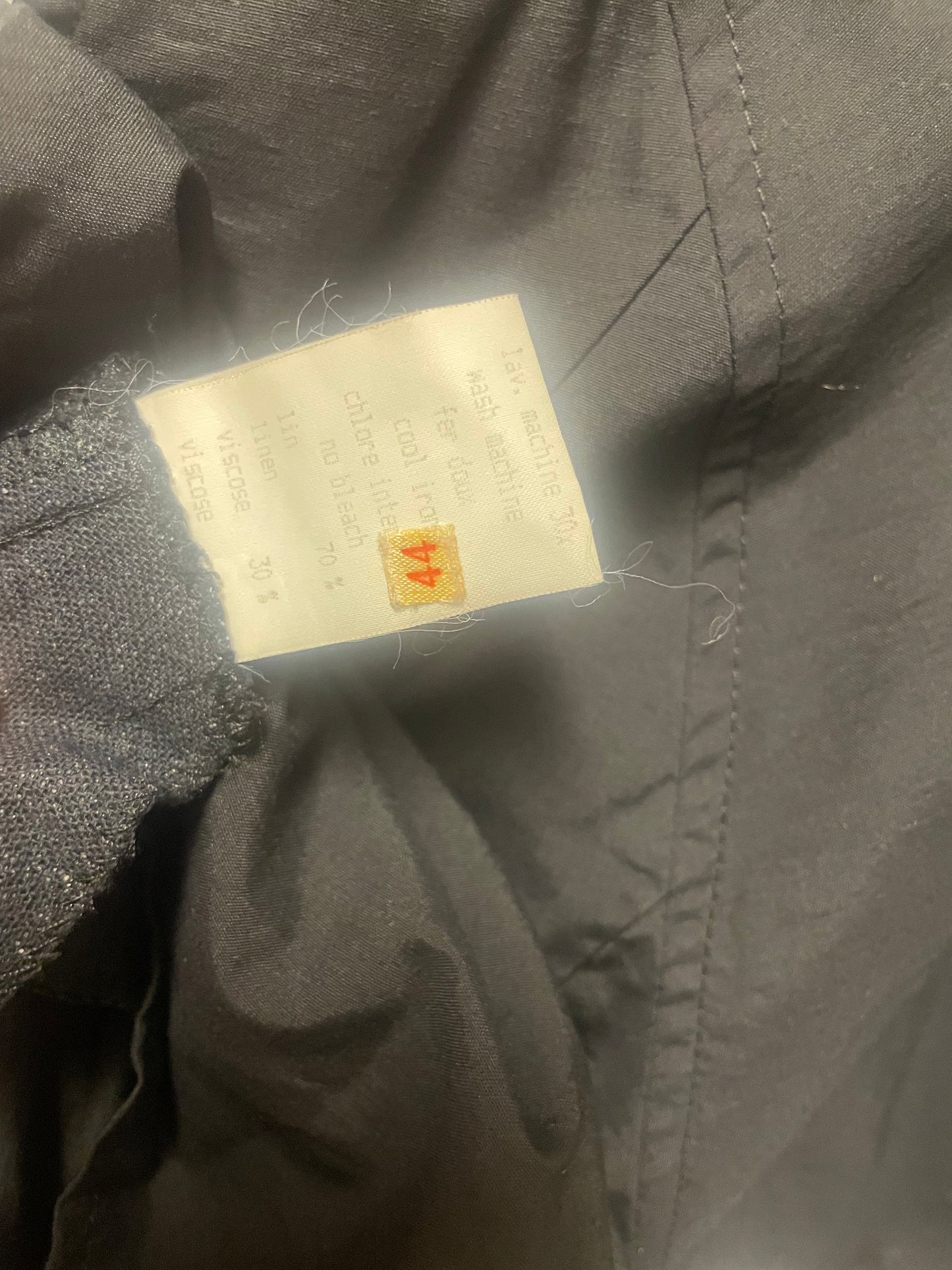 Vintage bluse med skulderpute 70% lin strl 44