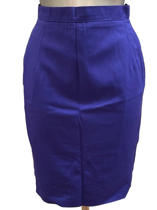 🆕Ubrukte unike Vintageskjørt i blå -str 38,40,42 og 44. Tilstand: Ny, med merkelappen på!