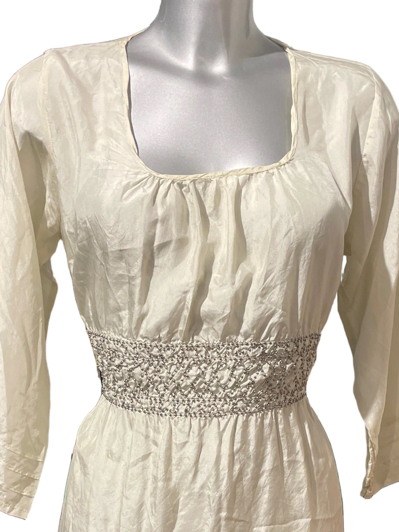 ♻️Silkekjole fra Lisbeth Dahl- str S/M med knyting. Tilstand: Veldig god; ingen hull, flekker eller synlig slitasje