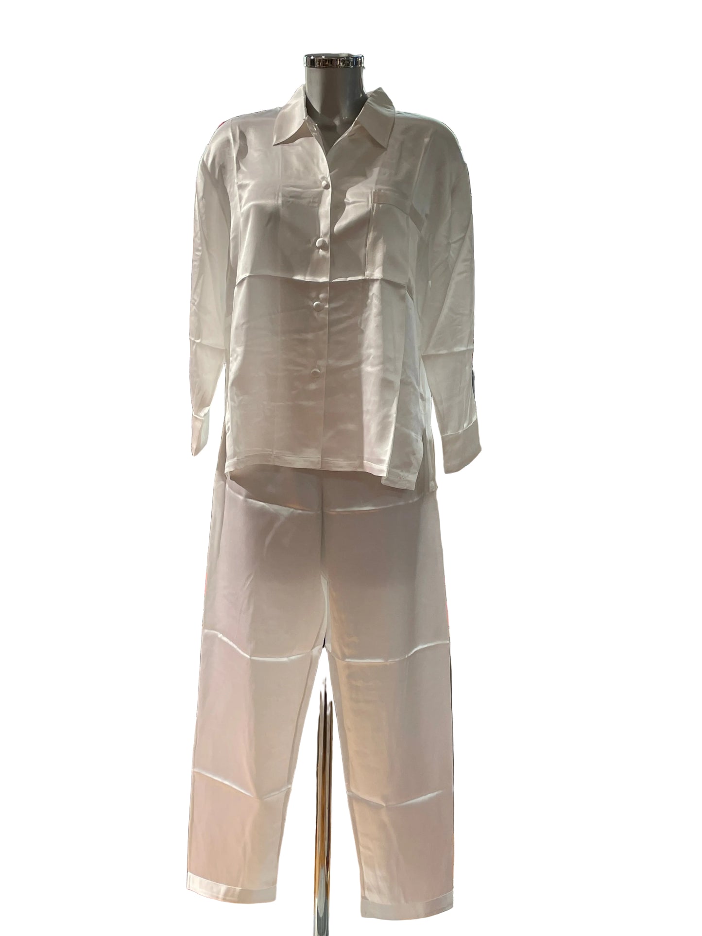 🆕Ubrukt silkedrakt str S,M og XL. Tilstand: Ny, med merkelappen på!