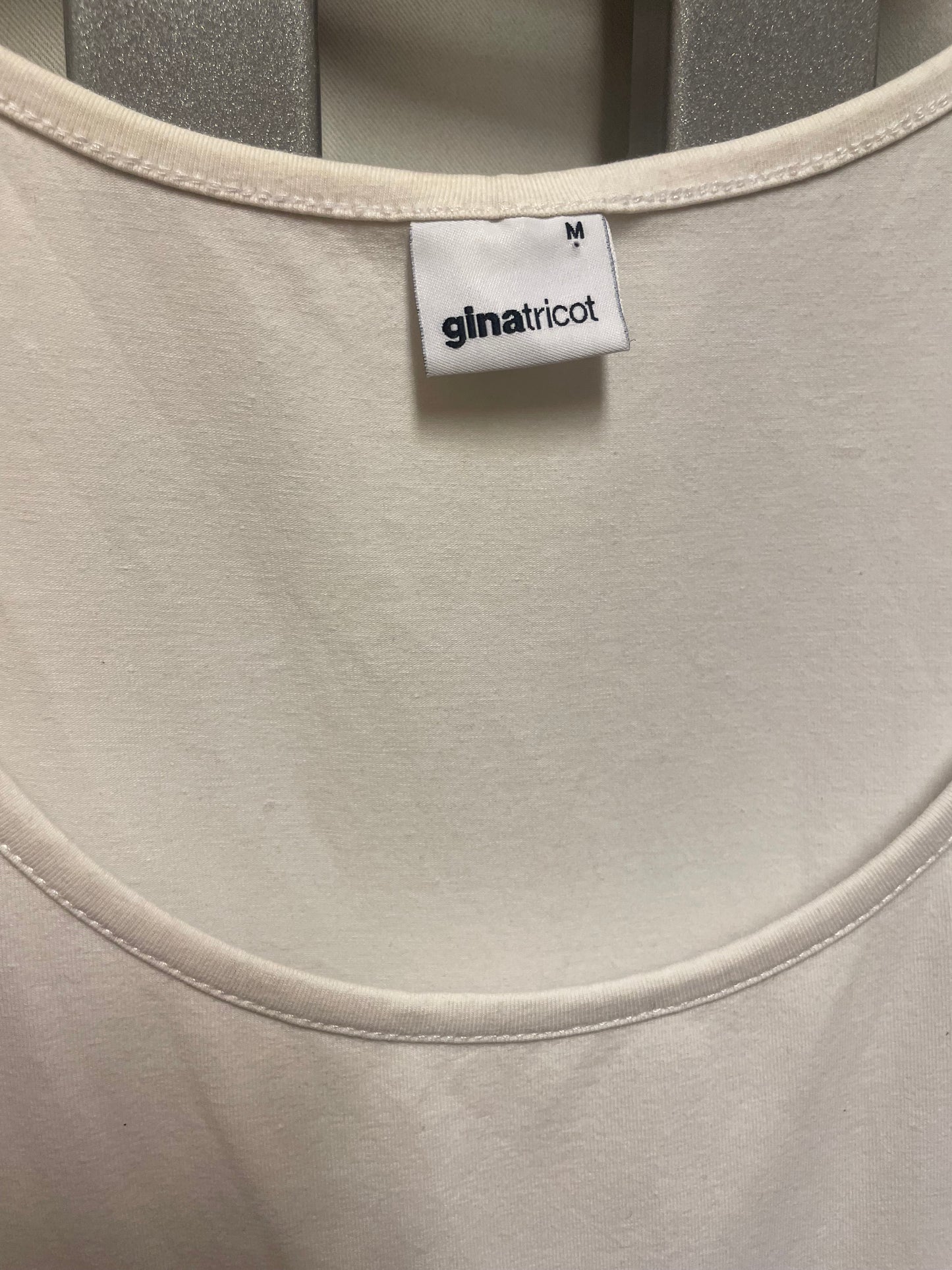 ♻️Sommerkjole fra Gina Tricot strl S rosa skjørt festet i hvit overdel