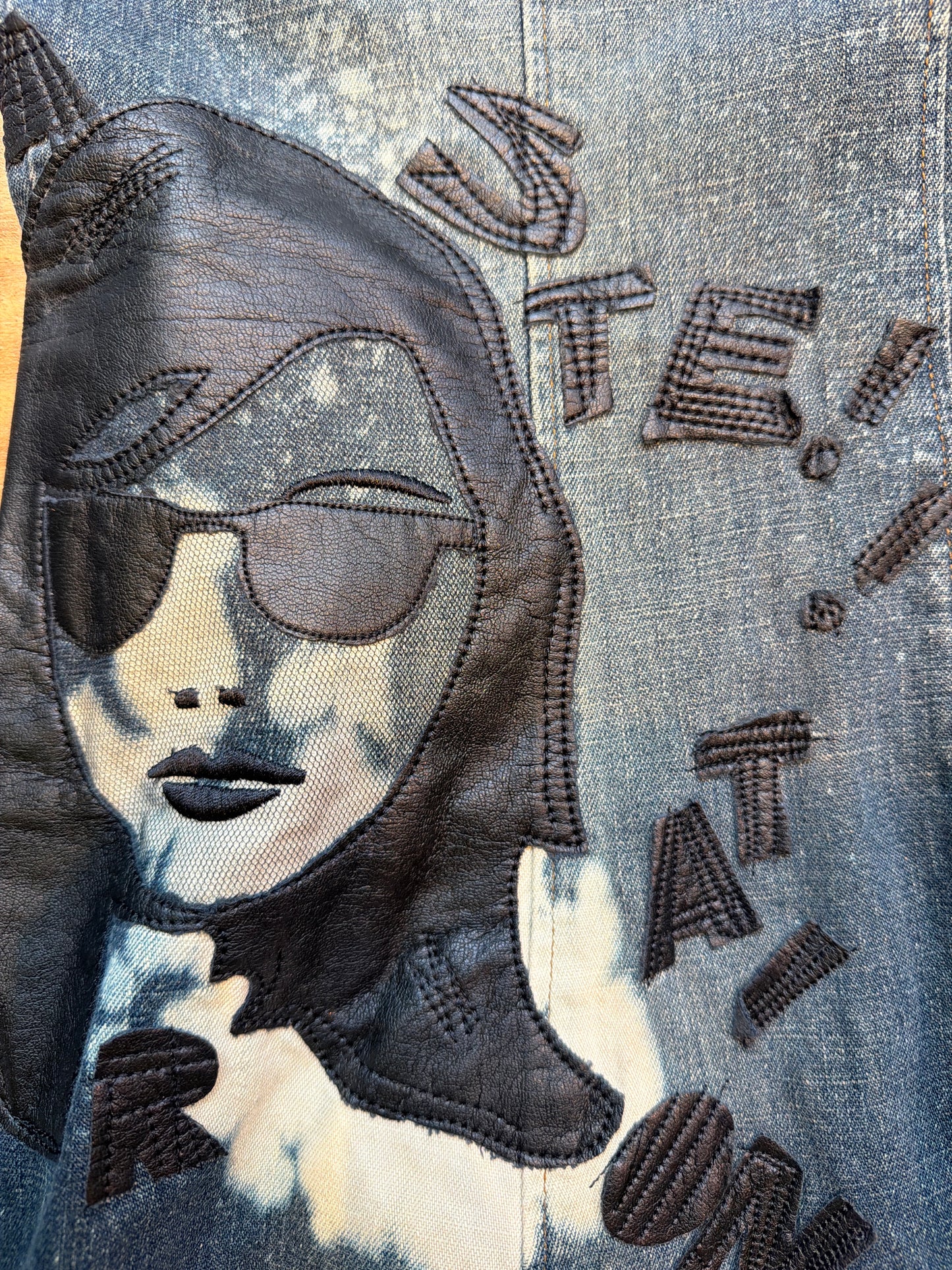 Miss Sixty denim skjørt strl M. Rått skjørt! Vanskelig å få tak i! Y2K