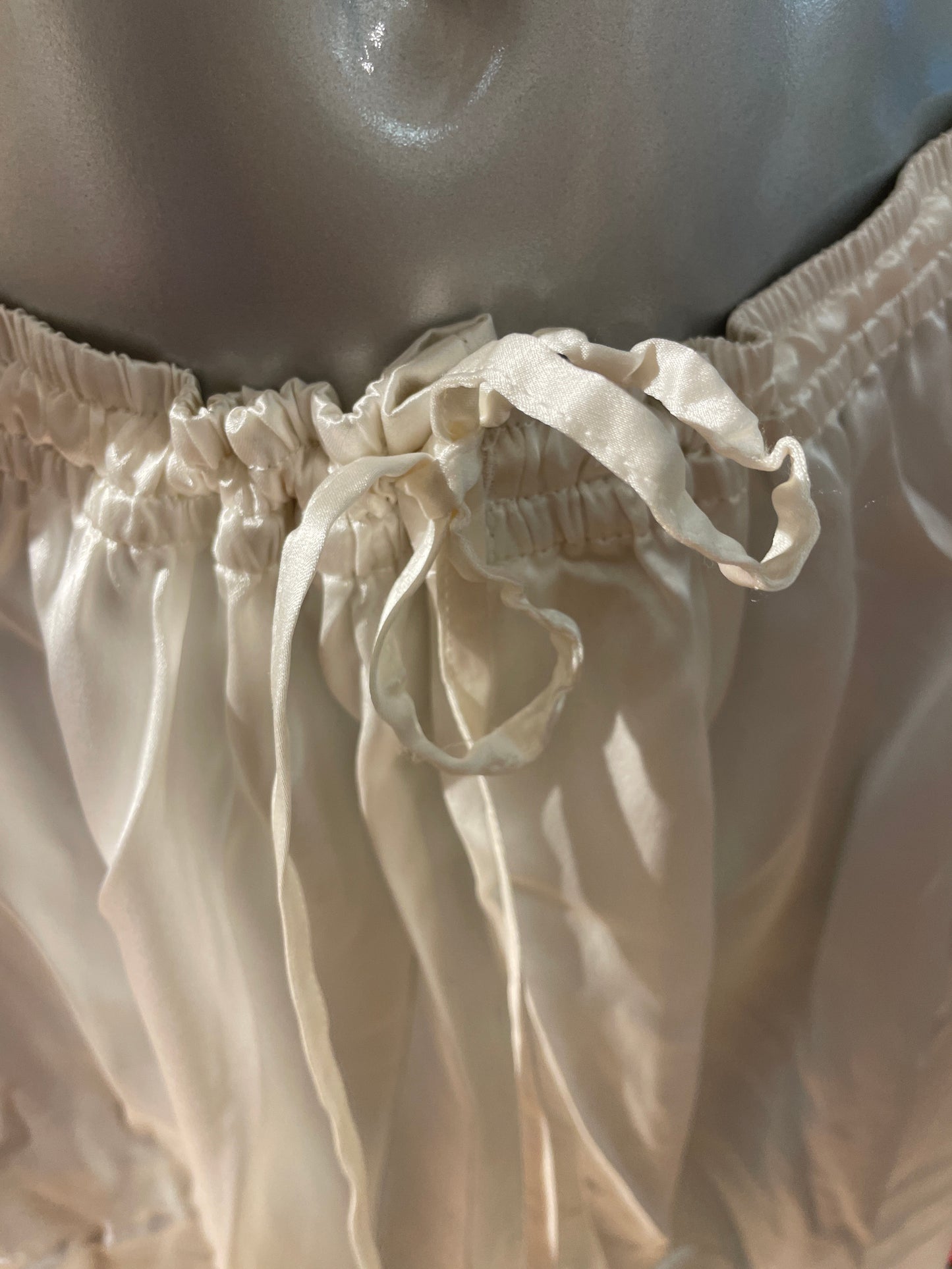 🆕Ubrukt silkedrakt str 44 og 46 Tilstand: Ny, med merkelappen på!