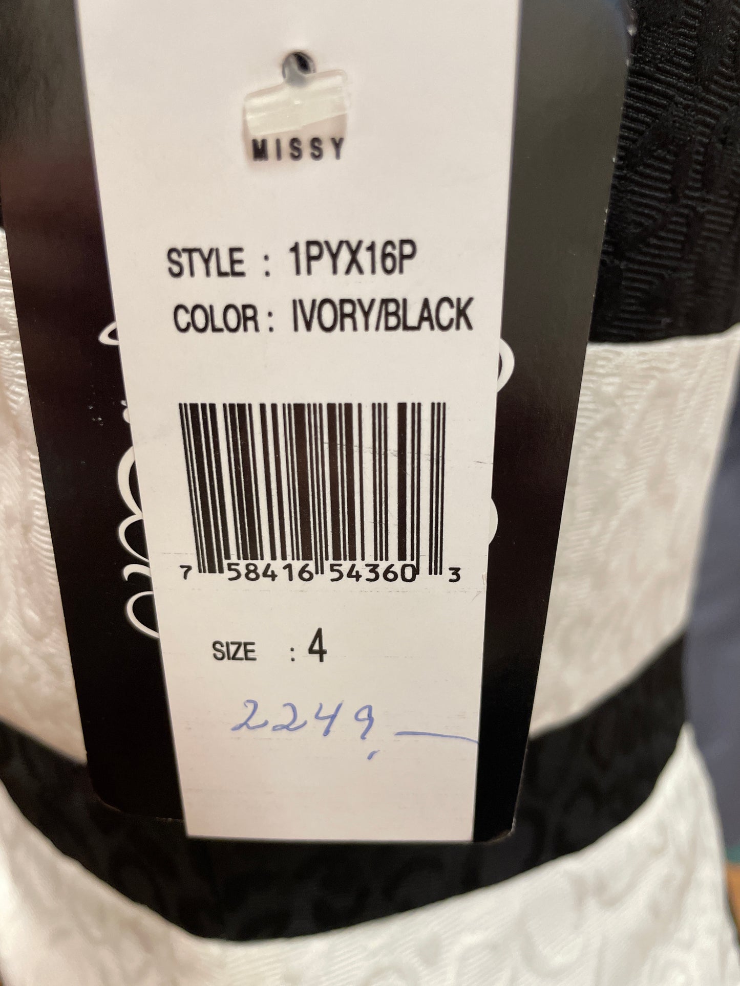 🆕JAX kjole-ubrukt -str 2 og 4 Tilstand: Ny med merkelappen på!
