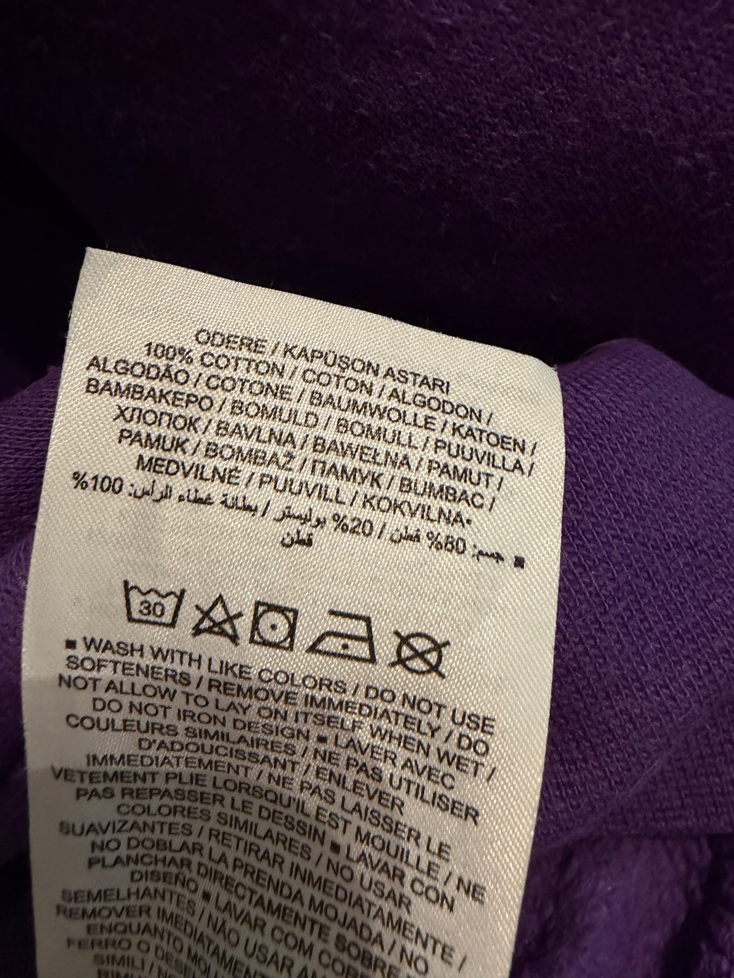 ♻️Vintage Nike LA Lakers Lilla hoodie. Strl L. Kun 1 av denne! Tilstand: fin, ingen hull, nupper eller flekker.