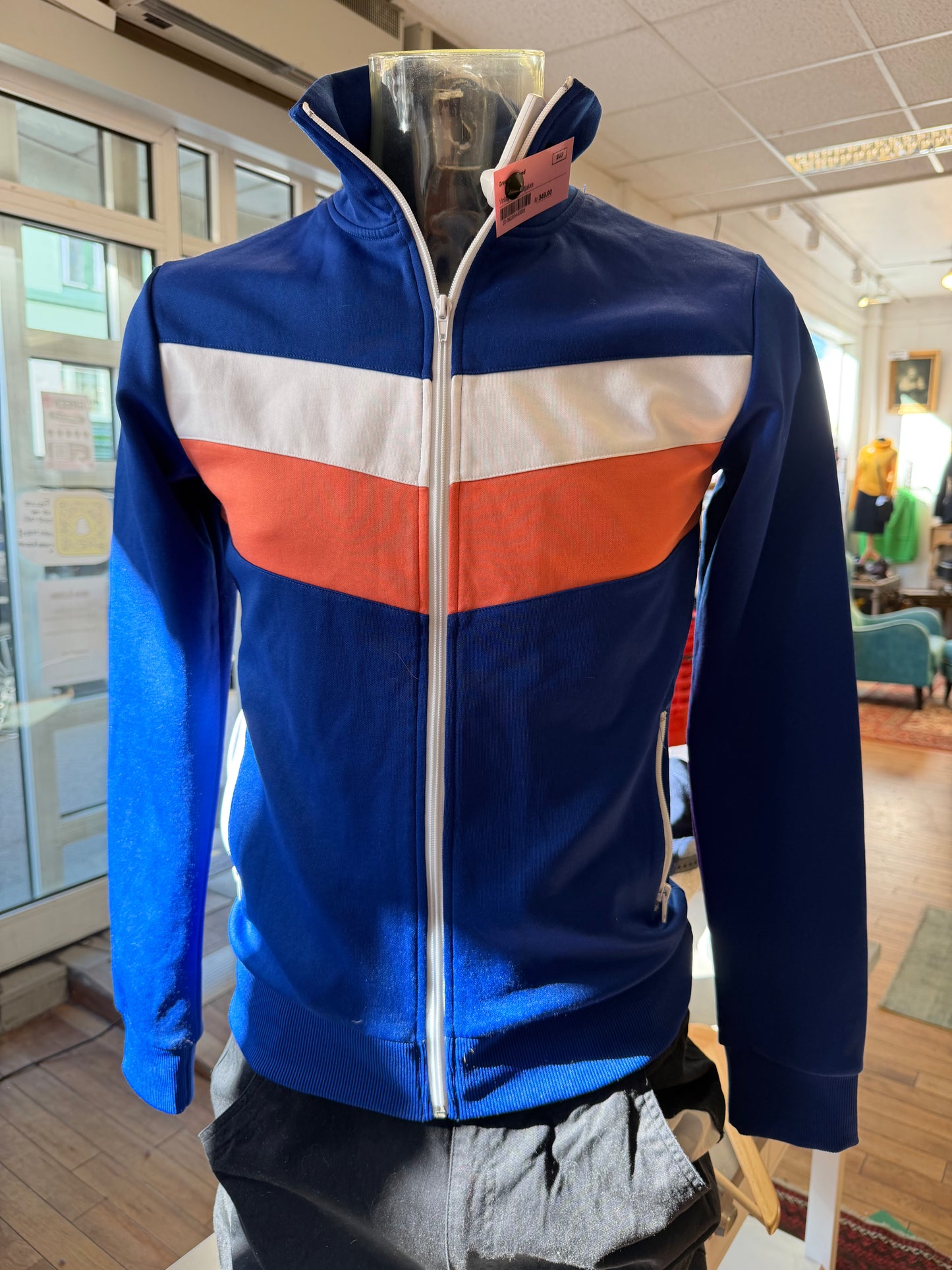 Vintage track jacket strl L(liten strl)