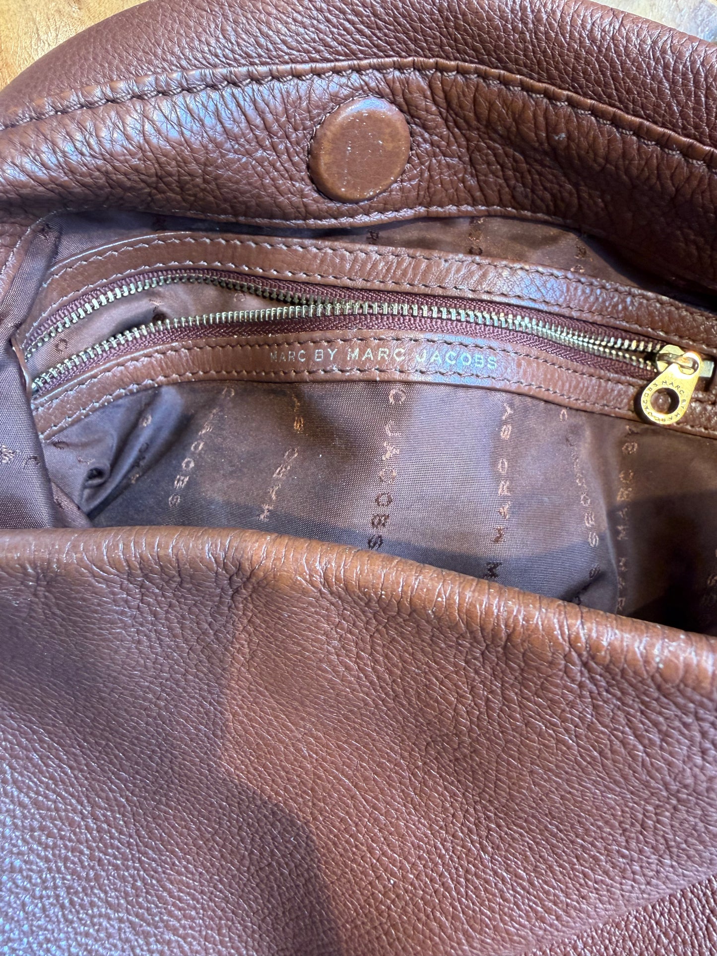 Marc Jacobs Too hot to handle Totebah