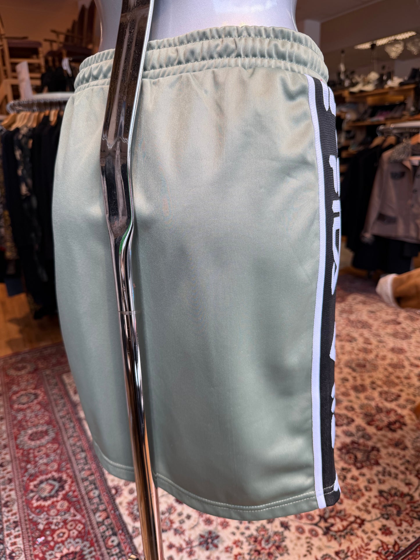 FILA sport skjørt grønn strl xs