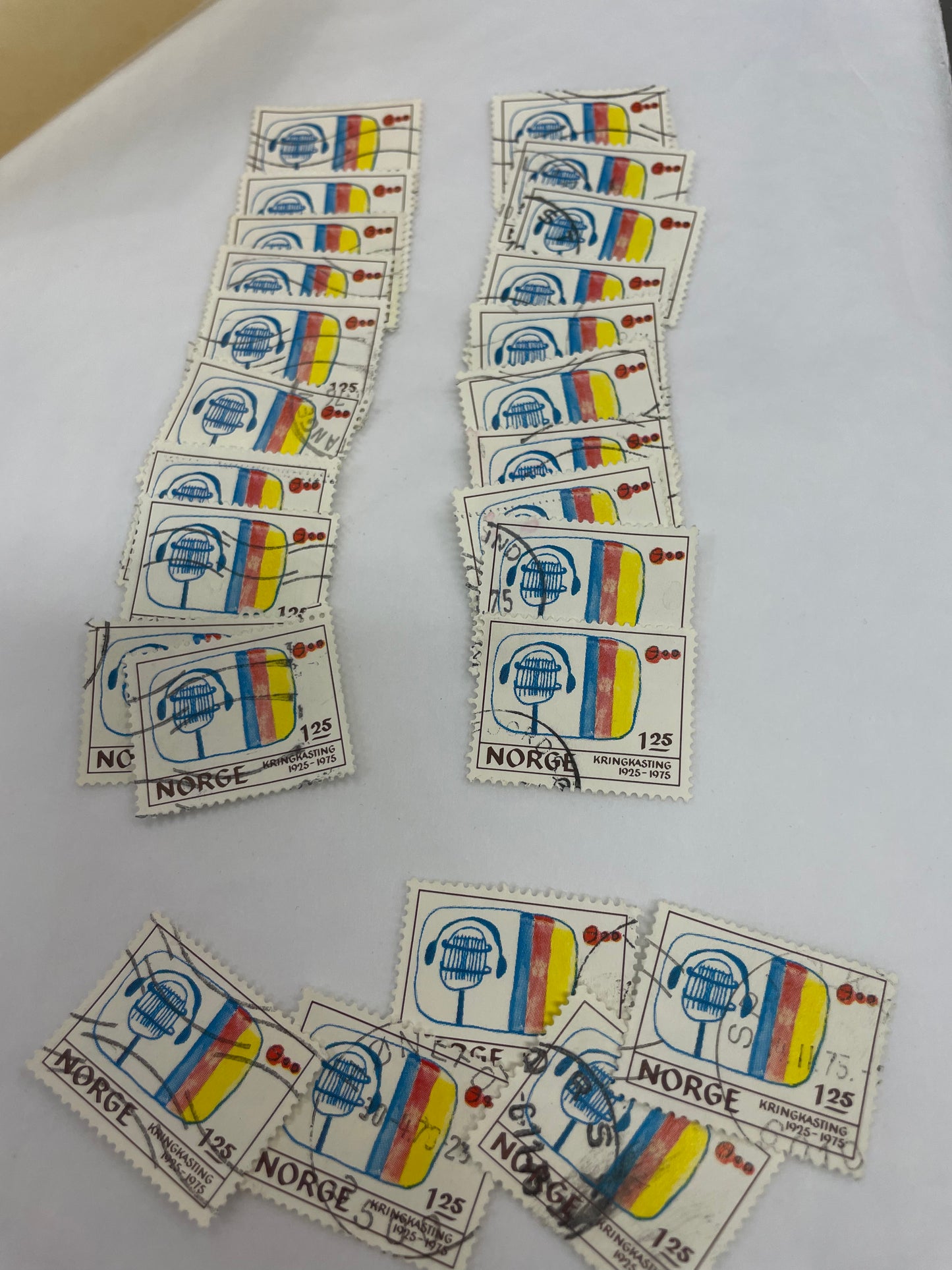 Norge frimerke kringkasting 1925-1975. Selges pr stk