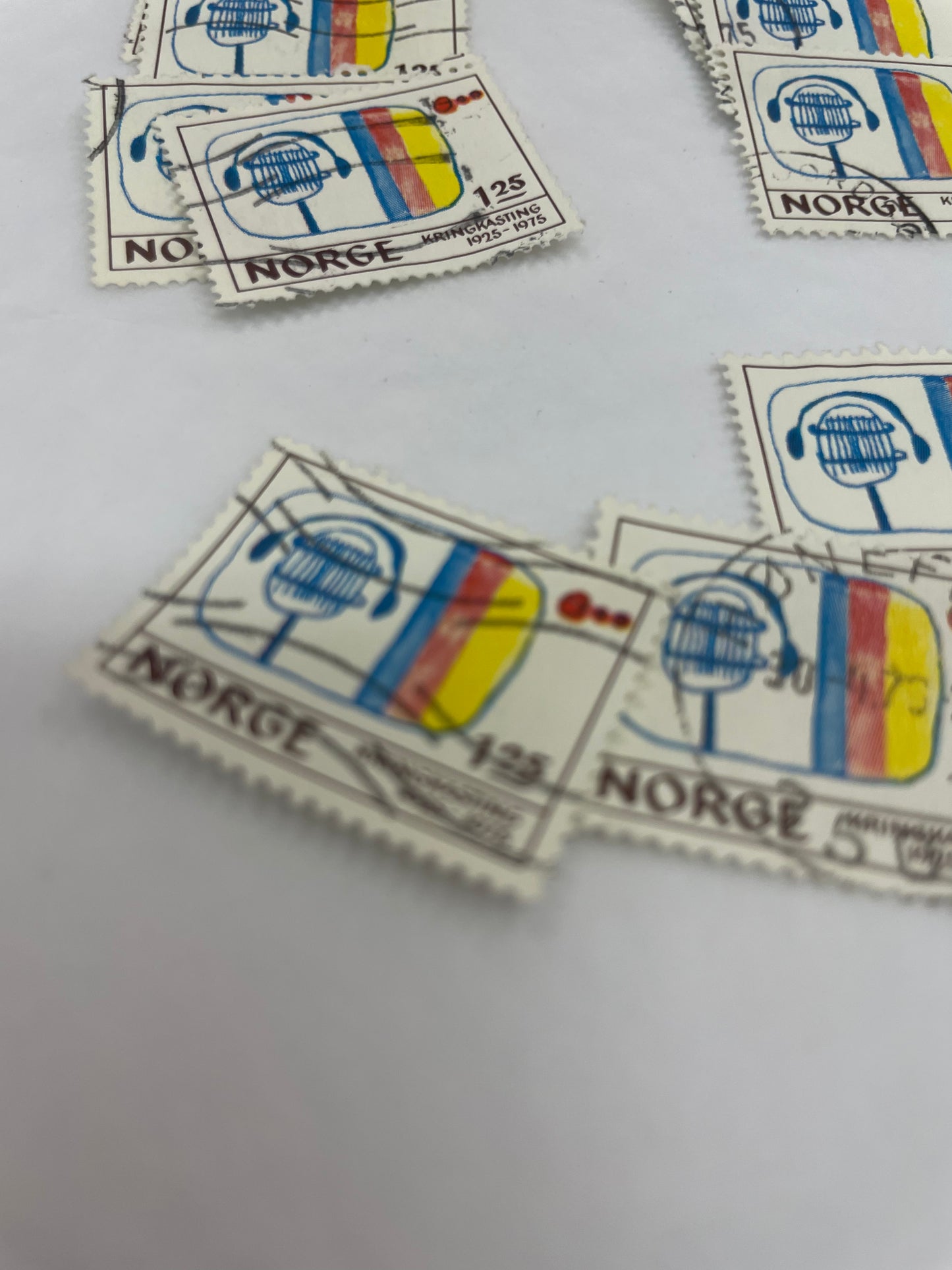 Norge frimerke kringkasting 1925-1975. Selges pr stk