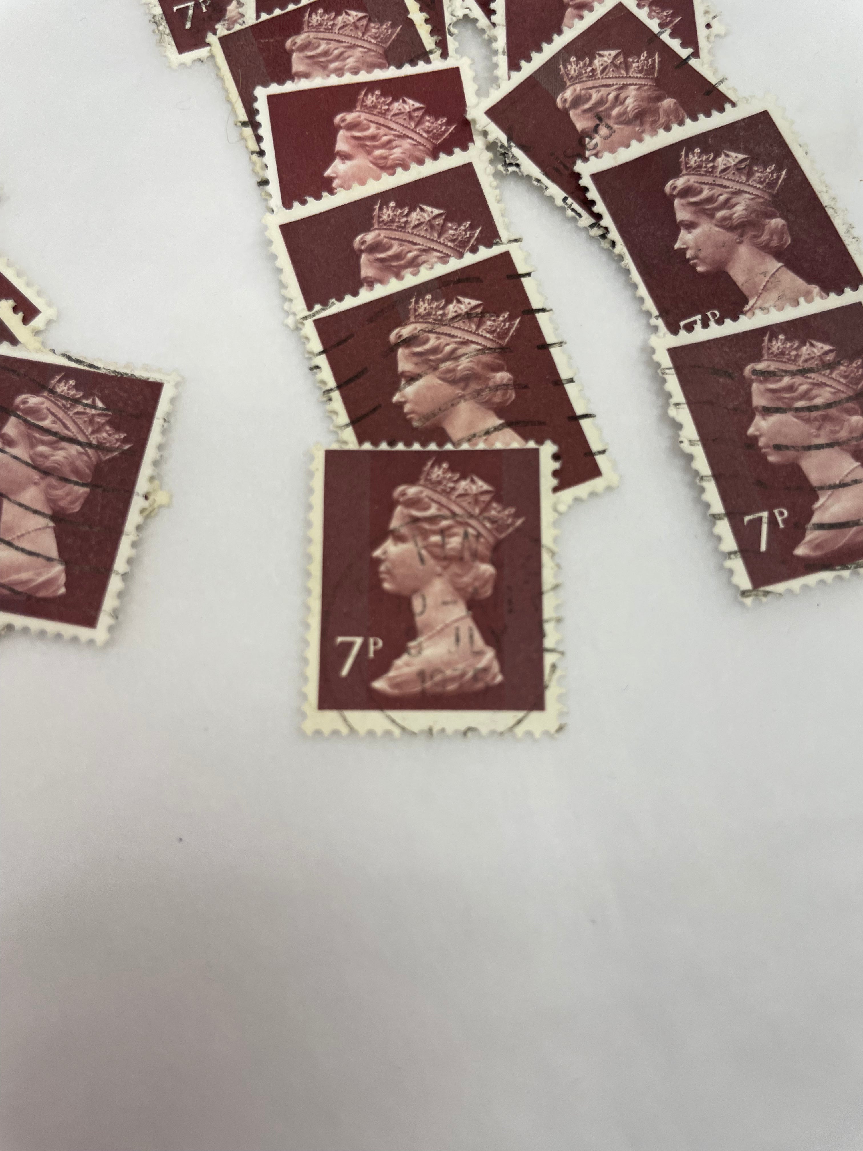 Britisk frimerke 7 p, selges pr stk