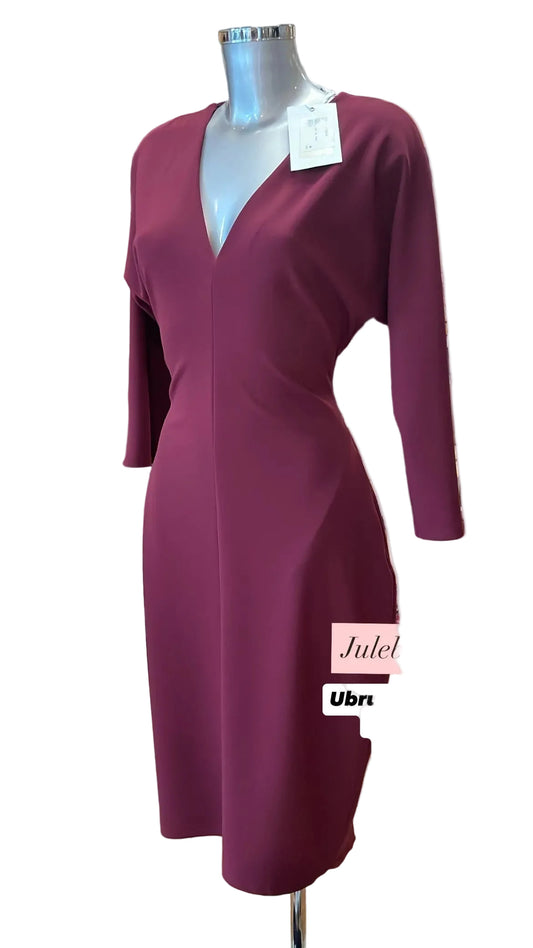 🆕Kun 1 igjen! Nydelig vinrød Imperial kjole- str M- Tilstand: helt ny, med merkelappen på!