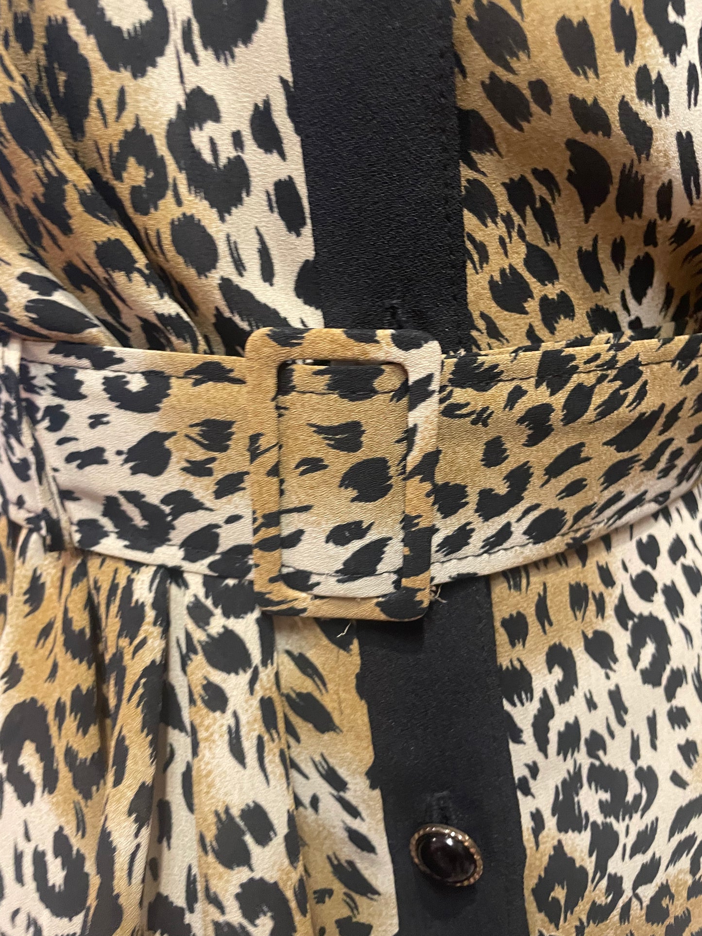 ♻️Kun 1! Unik Vintage bluse str 42- Tilstand: Veldig god – ingen hull, flekker eller synlig slitasje