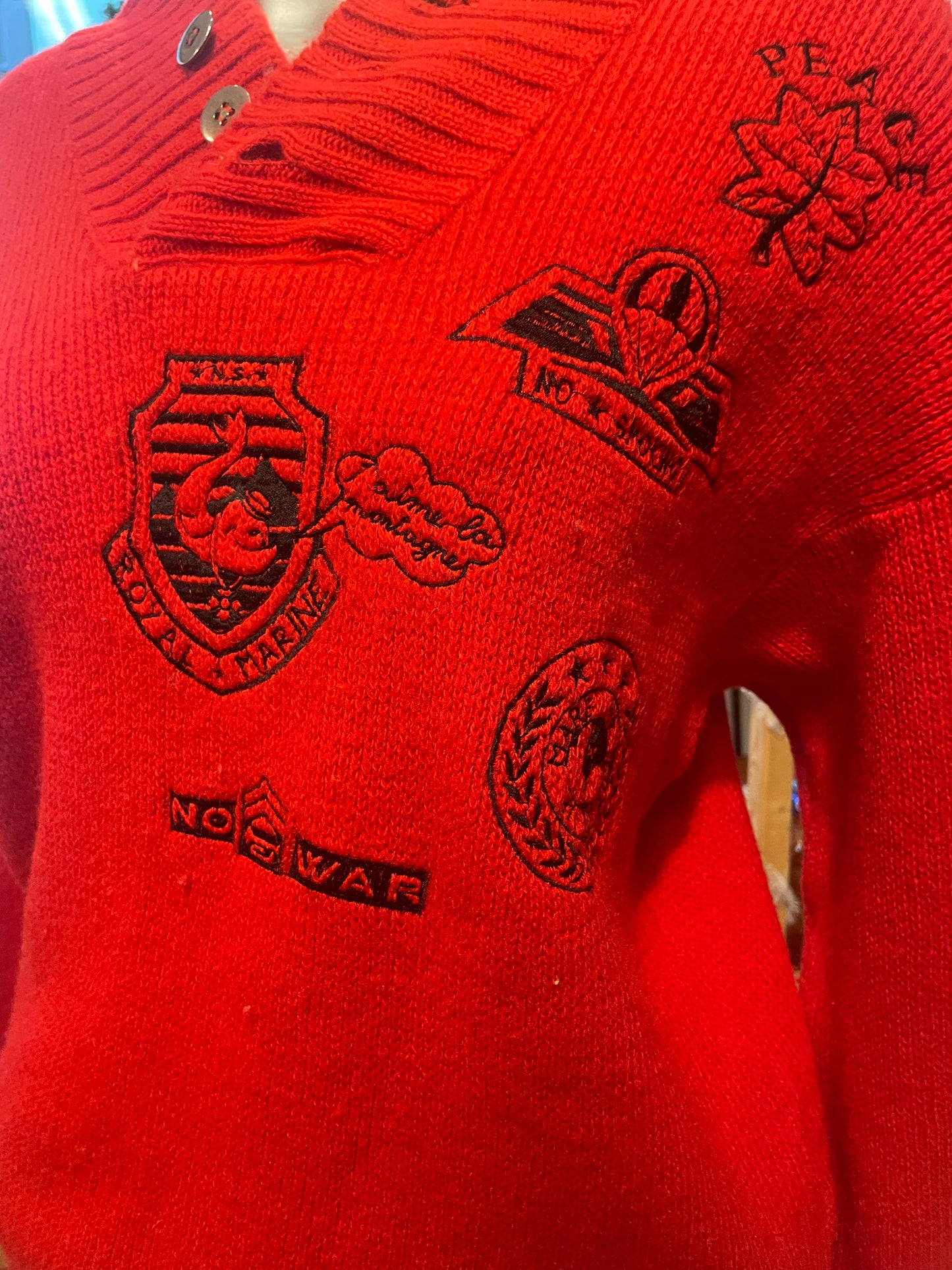 ♻️kun 1 av denne!Unik Vintage dress i ull! Str S- litt brukt, men for kul til å la gå!