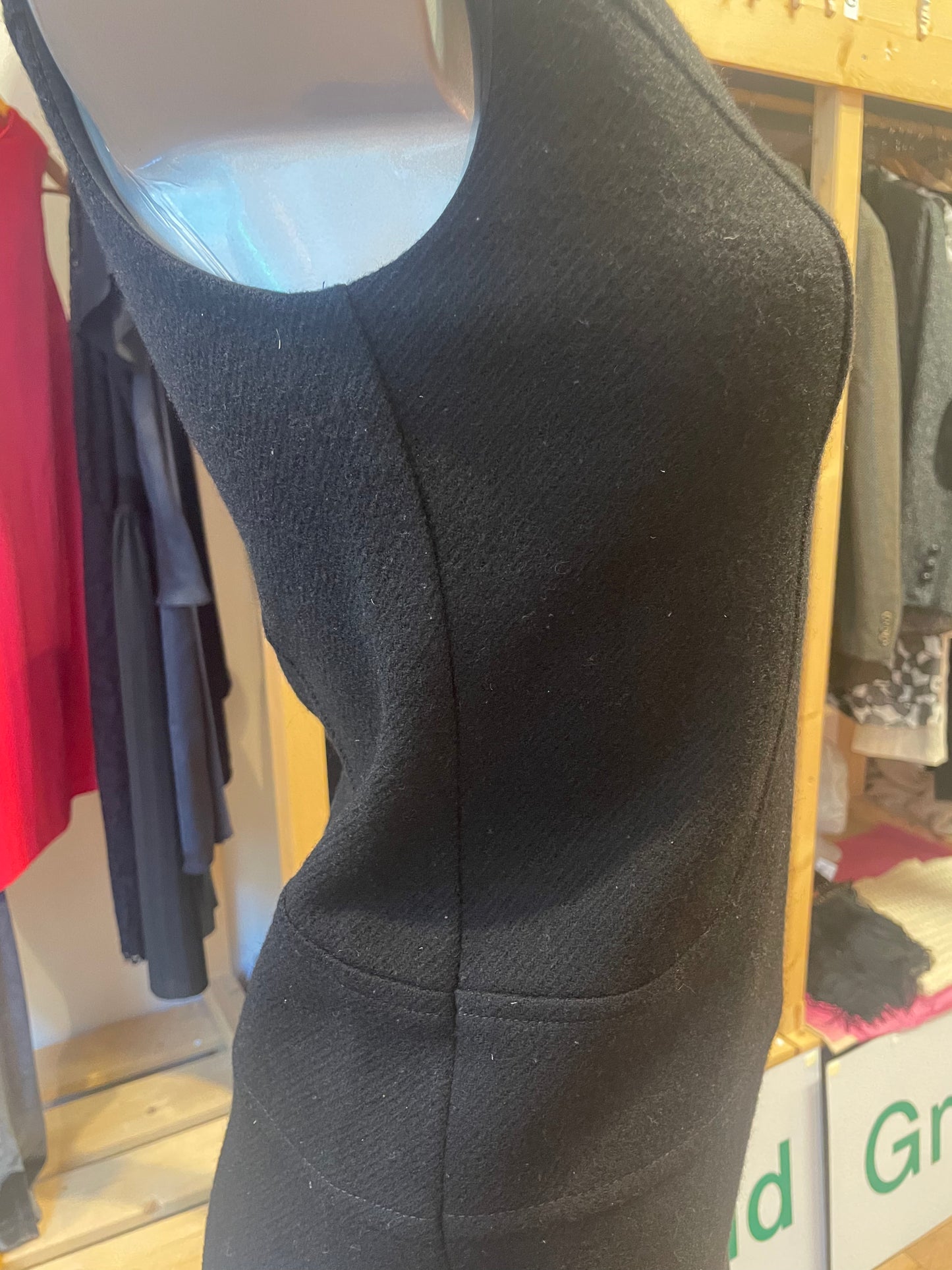 ♻️Kun 1 igjen! Kjempefin Benetton ullkjole! Str S Tilstand: Veldig god – ingen hull, flekker eller synlig slitasje