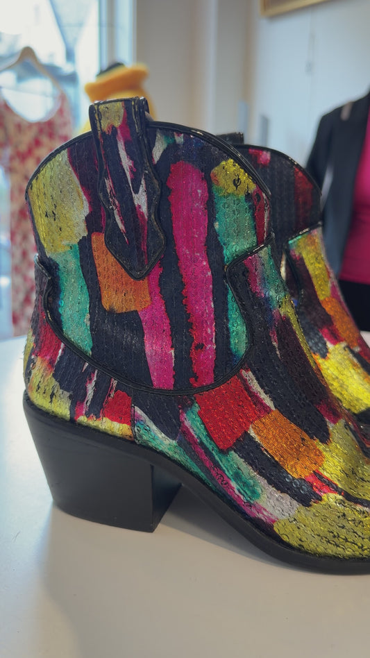 Betsey Johnson paljettboots